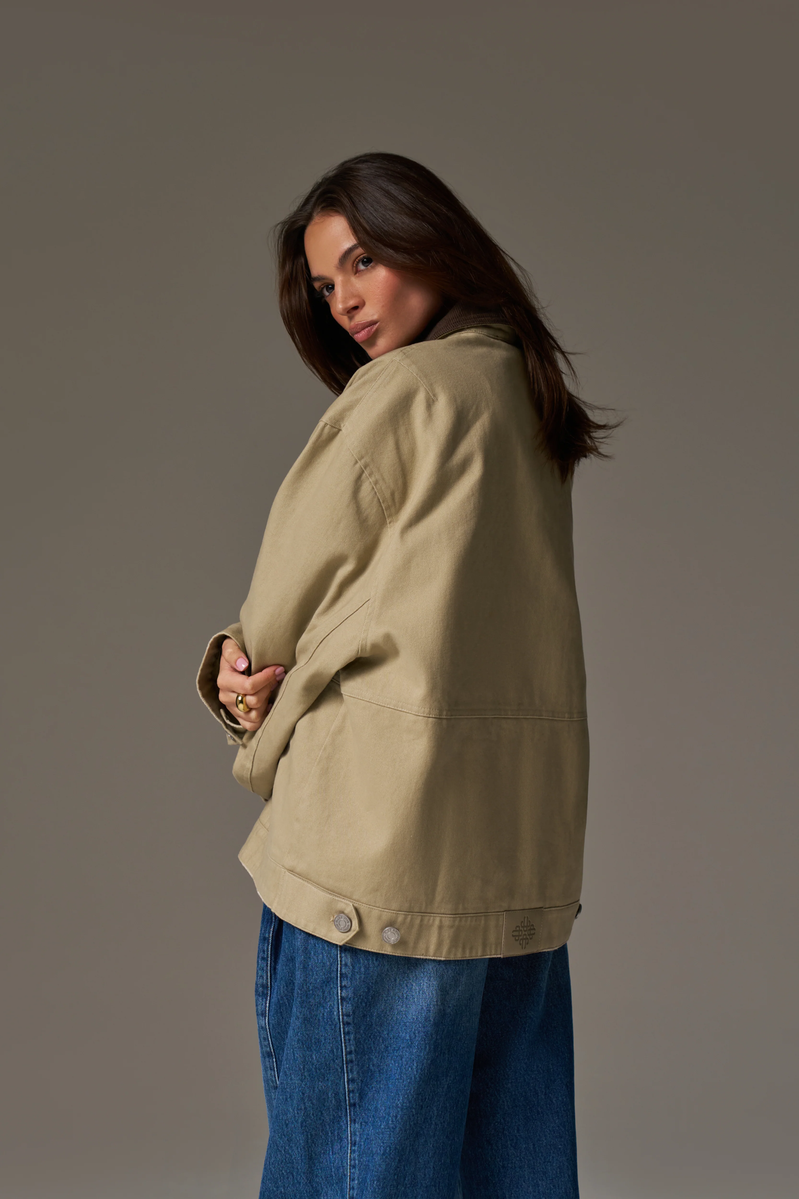 TWILL CONTRAST COLLAR JACKET - BEIGE