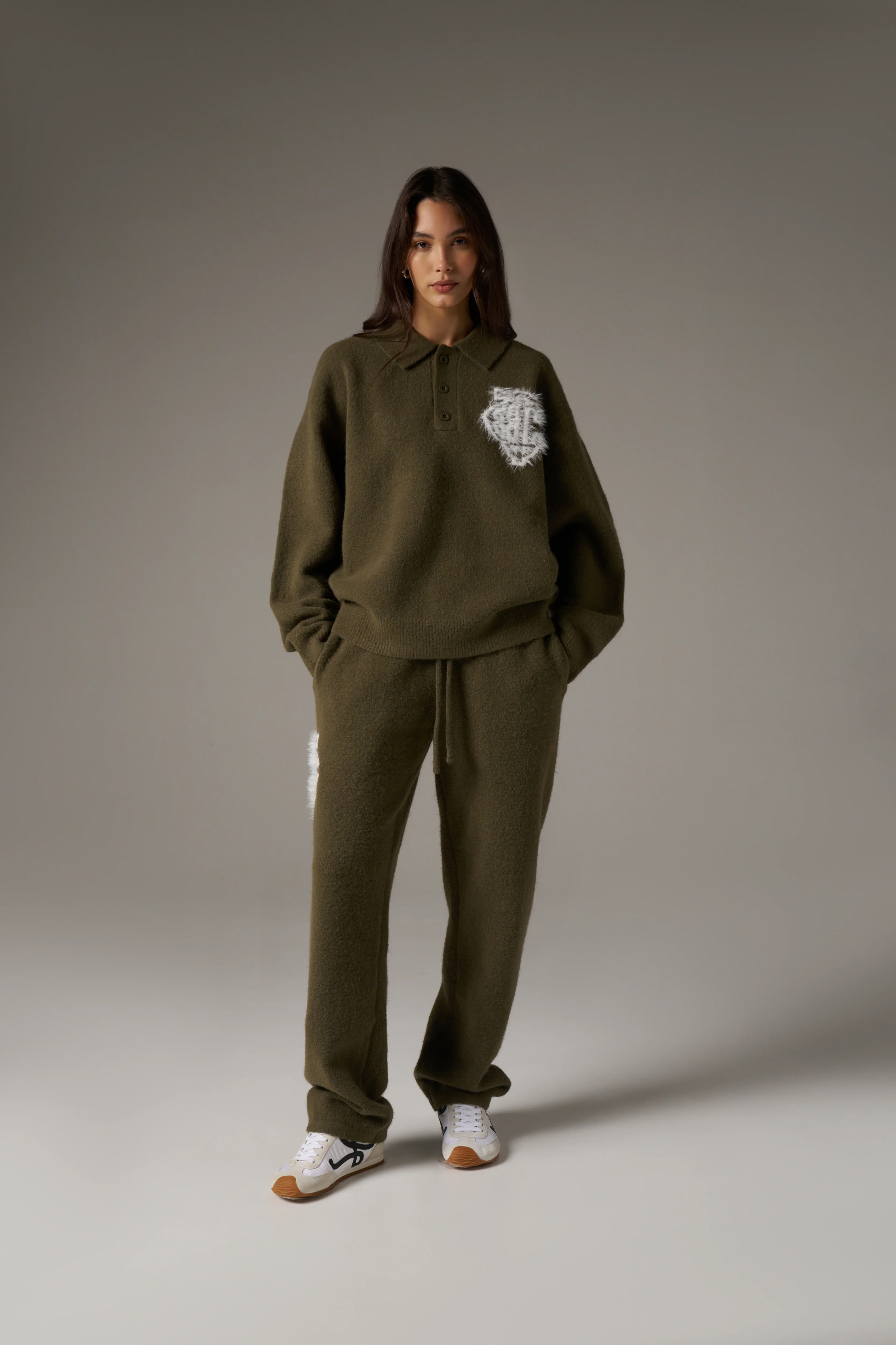 MONGRAM EMBLEM FLUFFY KNIT JOGGERS - KHAKI