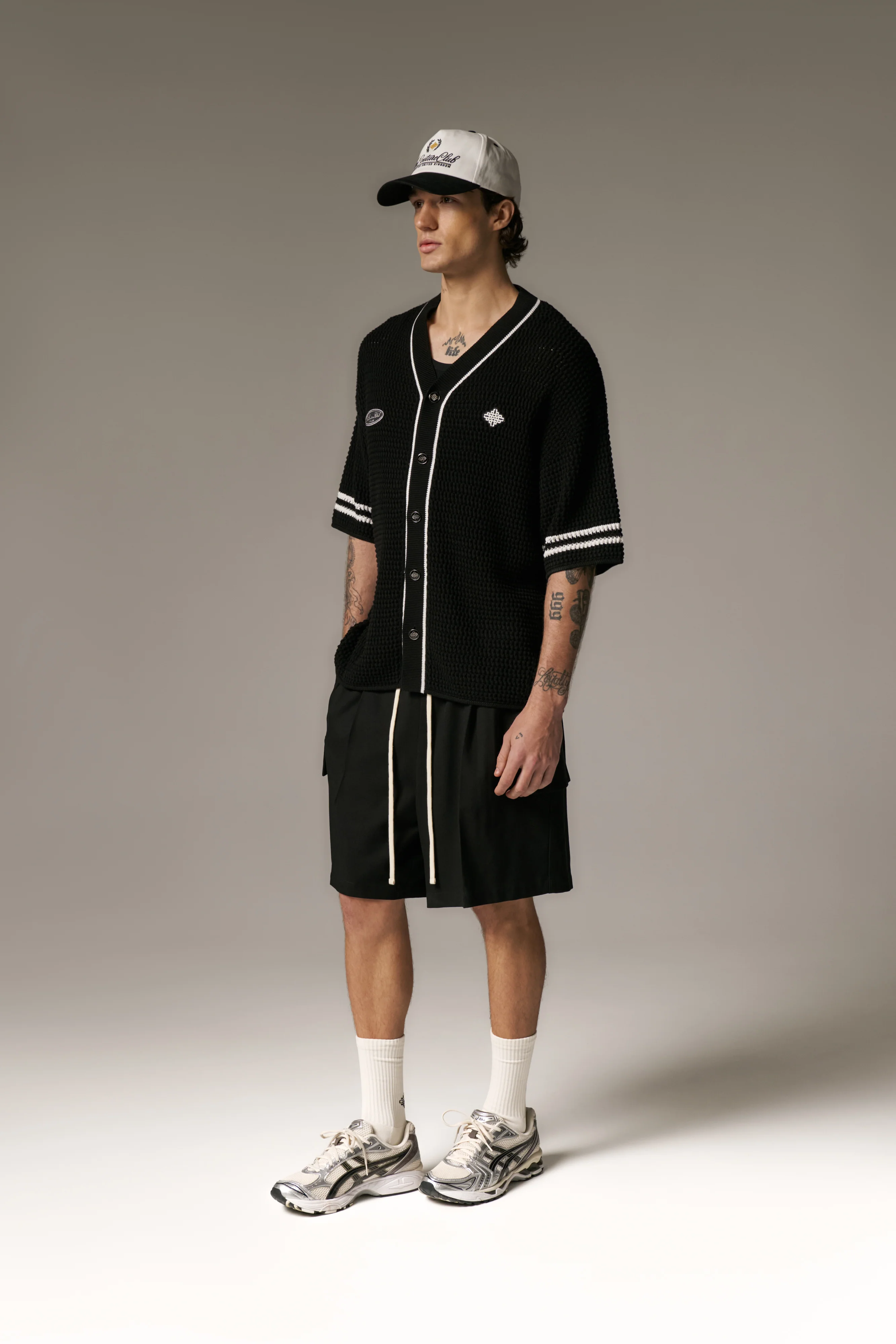 CROCHET KNITTED BASEBALL SHIRT - BLACK