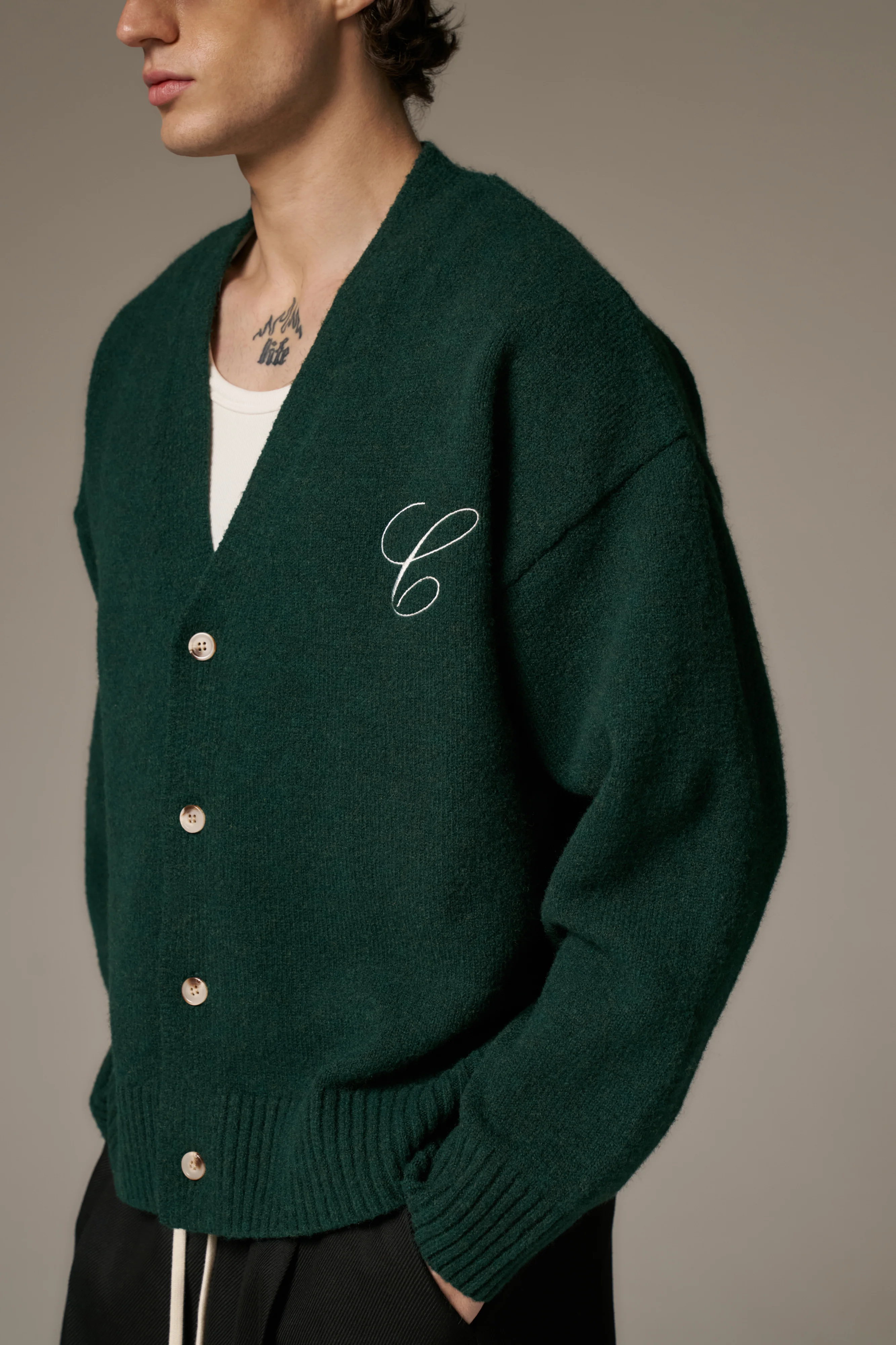 C EMBROIDERY KNITTED CARDIGAN - FOREST GREEN