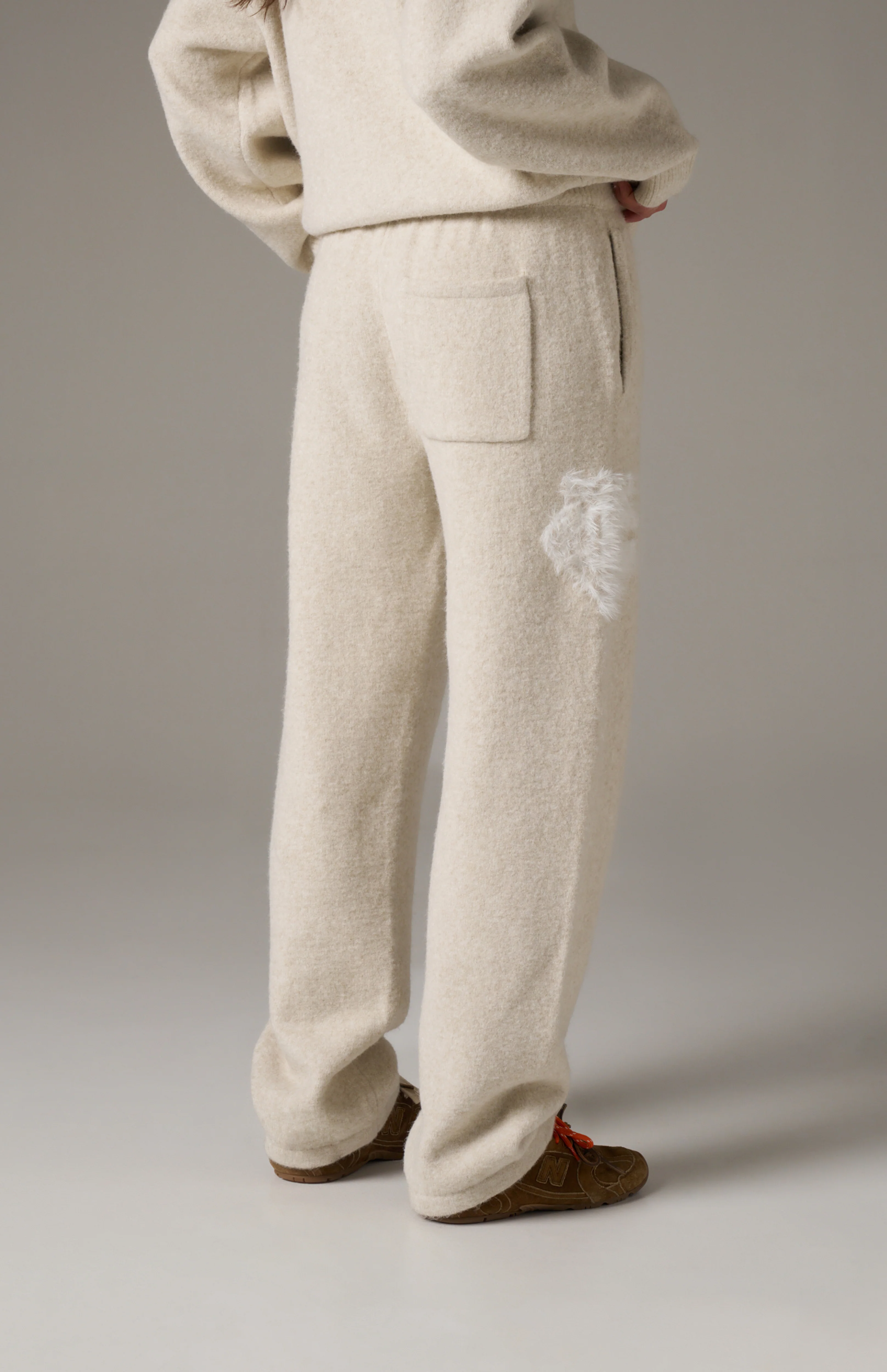 MONGRAM EMBLEM FLUFFY KNIT JOGGERS - BEIGE