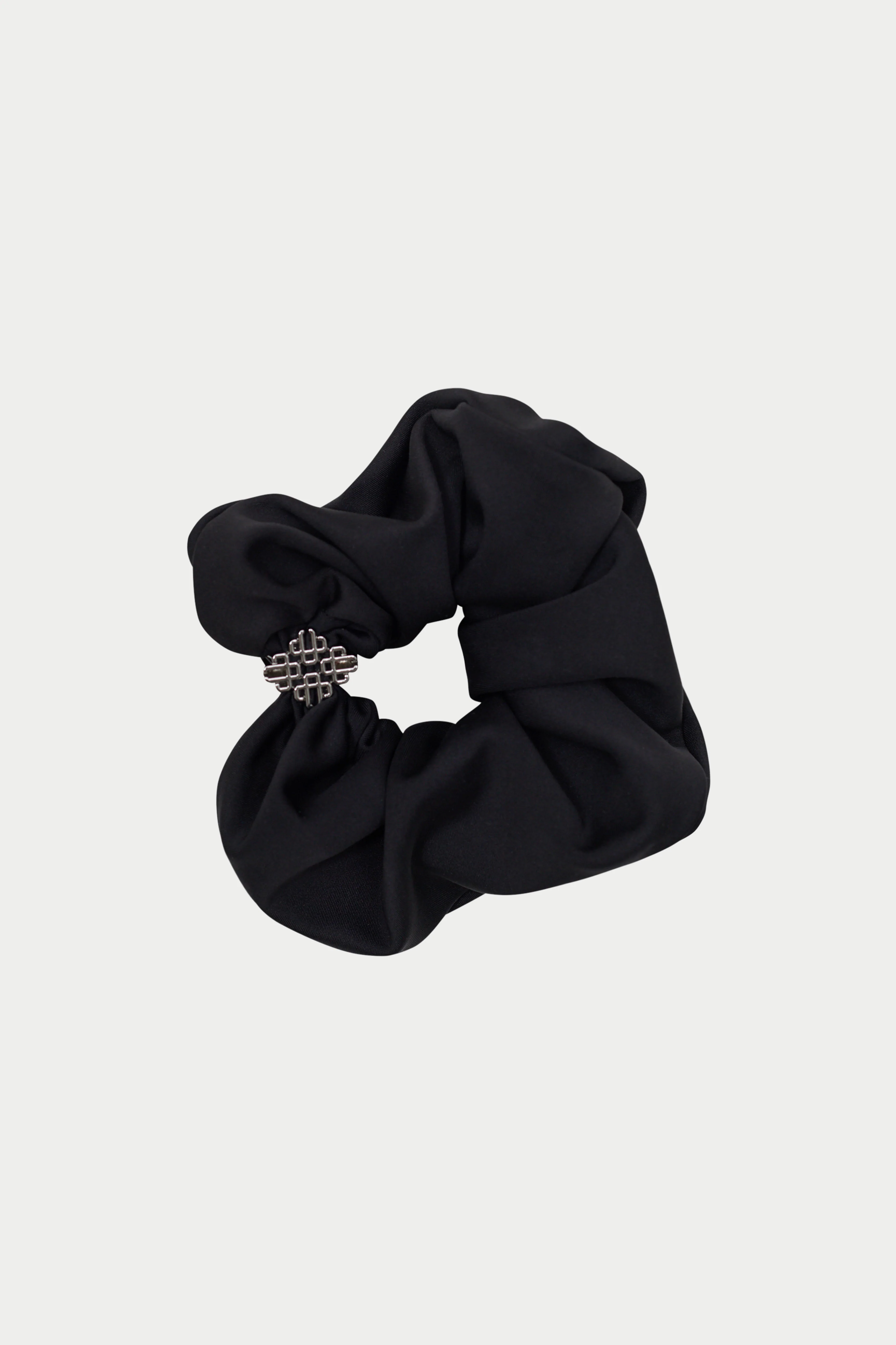 METAL EMBLEM SCRUNCHIE - BLACK