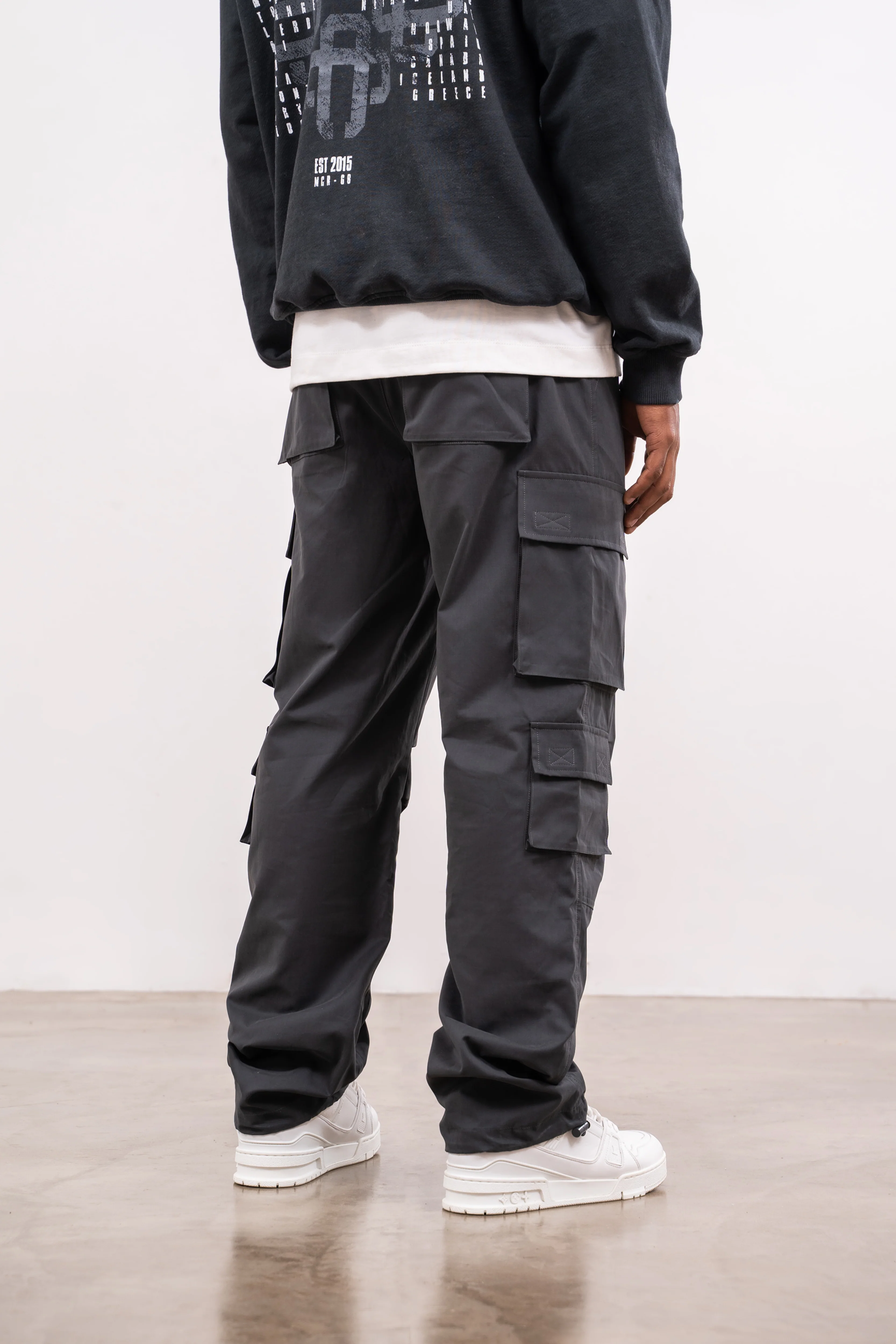 ESSENTIALS CARGO PANT - CHARCOAL