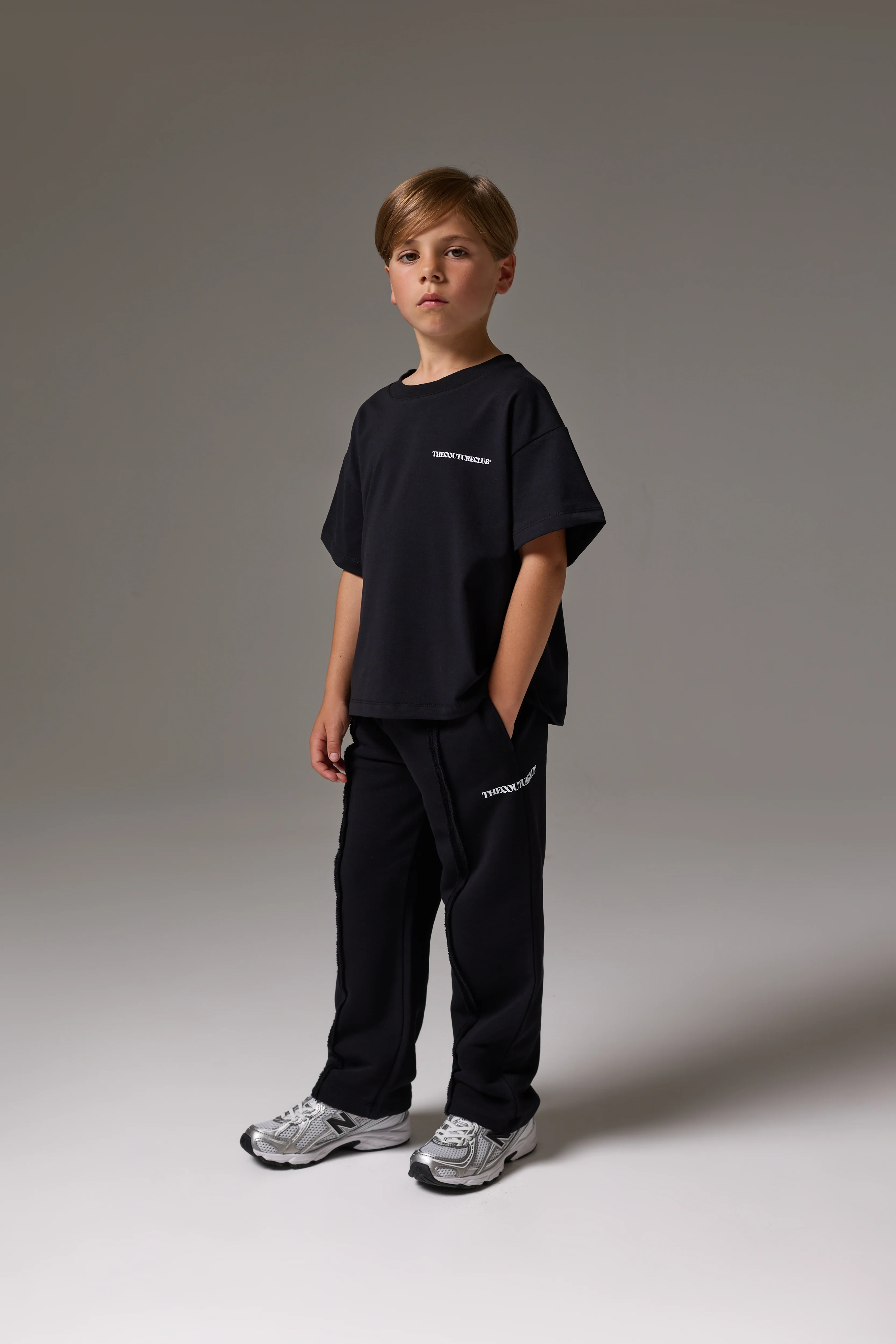 JUNIOR COPYRIGHT T-SHIRT - BLACK