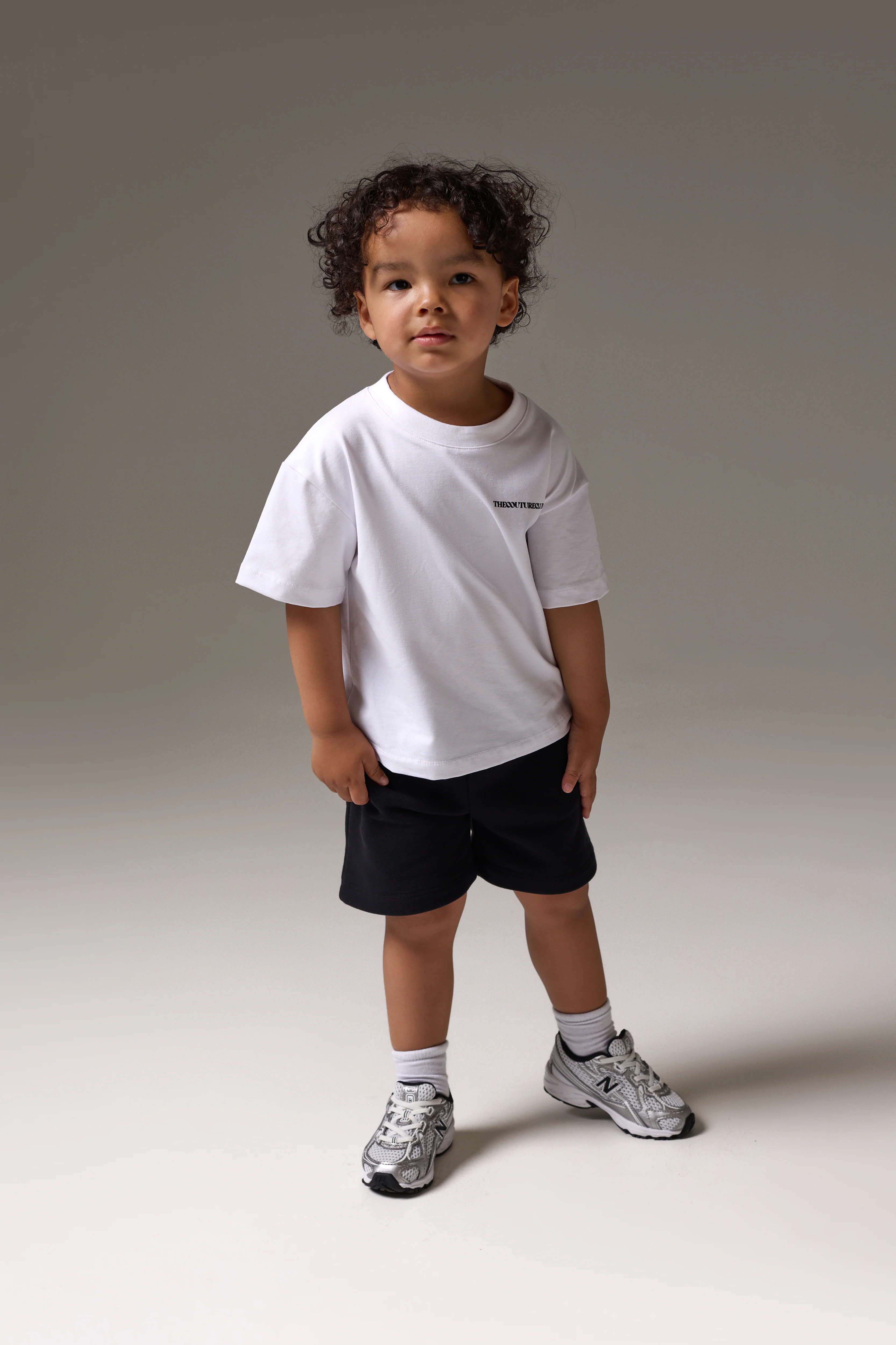 KIDS COPYRIGHT SHORTS - BLACK