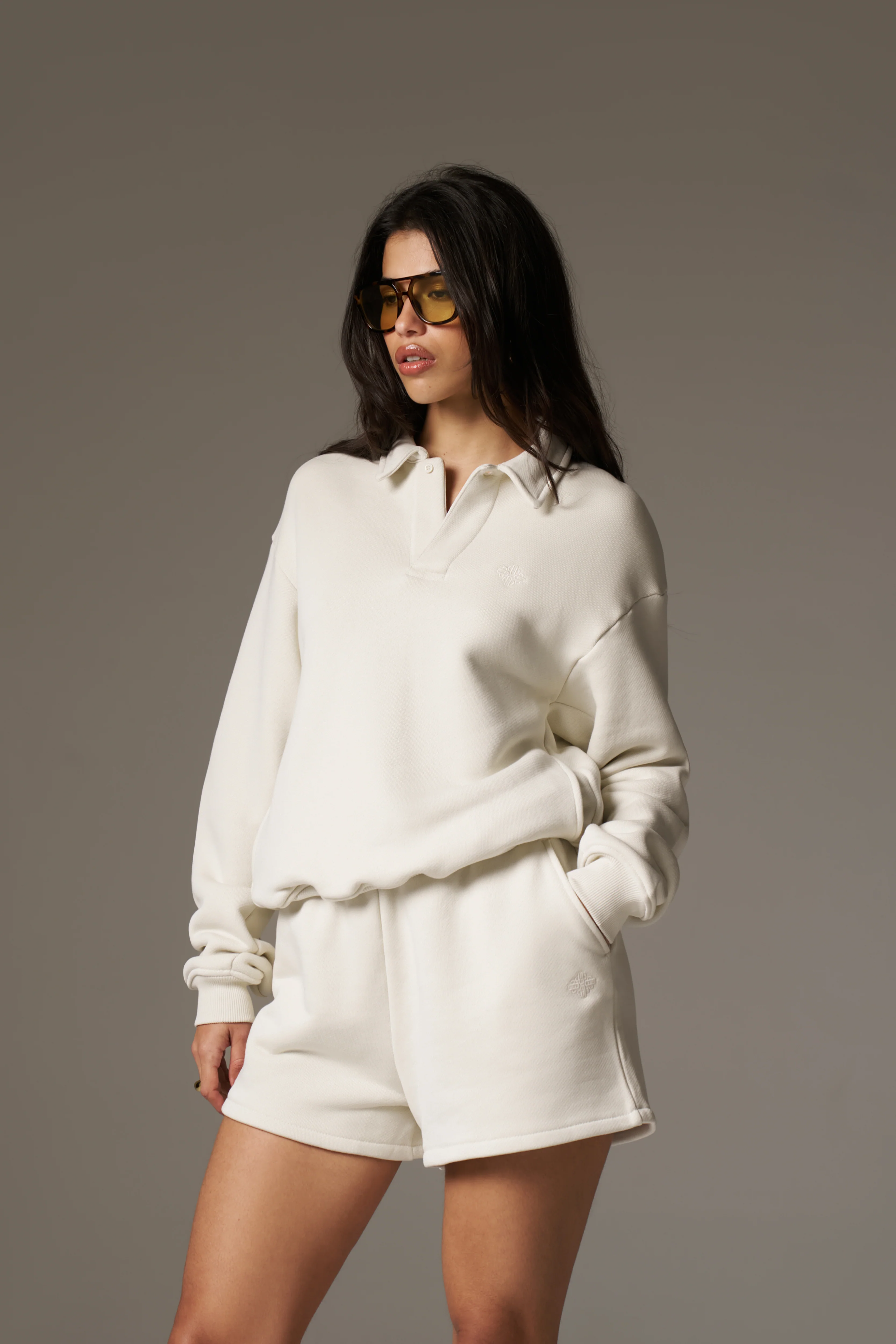 LAUNDERED CLASSICS POLO SWEATSHIRT - ECRU