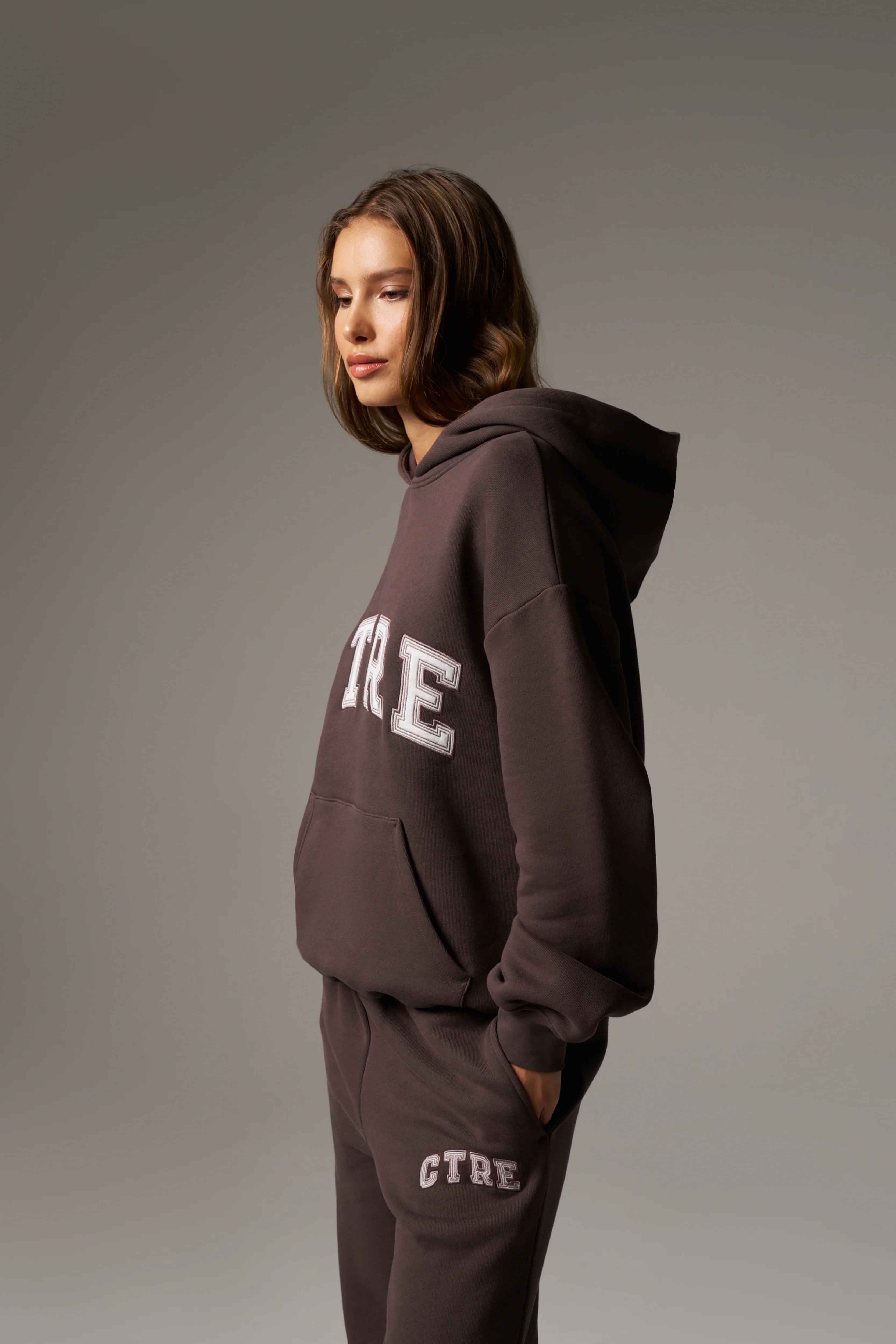 CTRE RELAXED HOODIE - BROWN