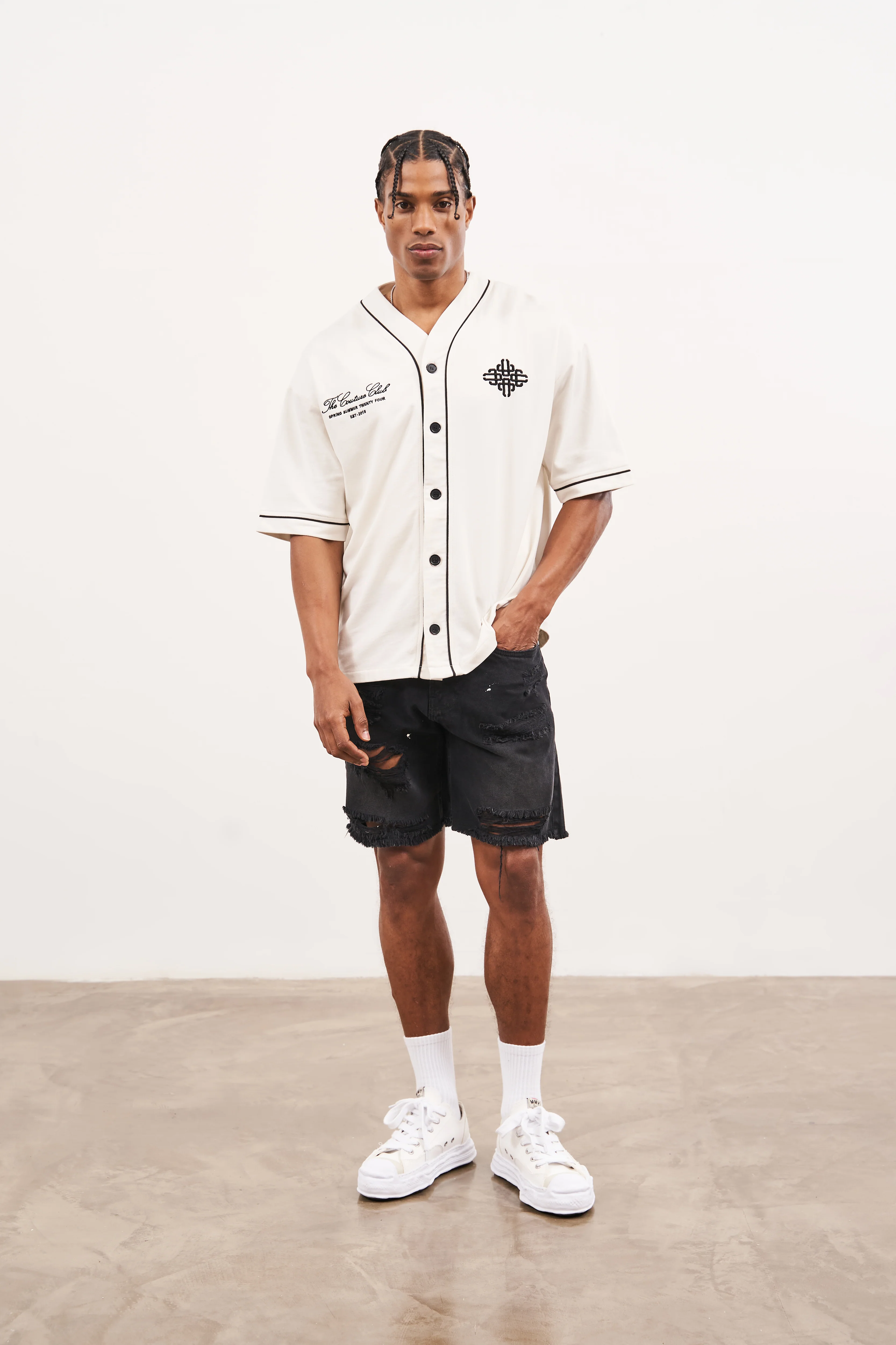 DISTRESSED RAW HEM DENIM SHORTS - WASHED BLACK