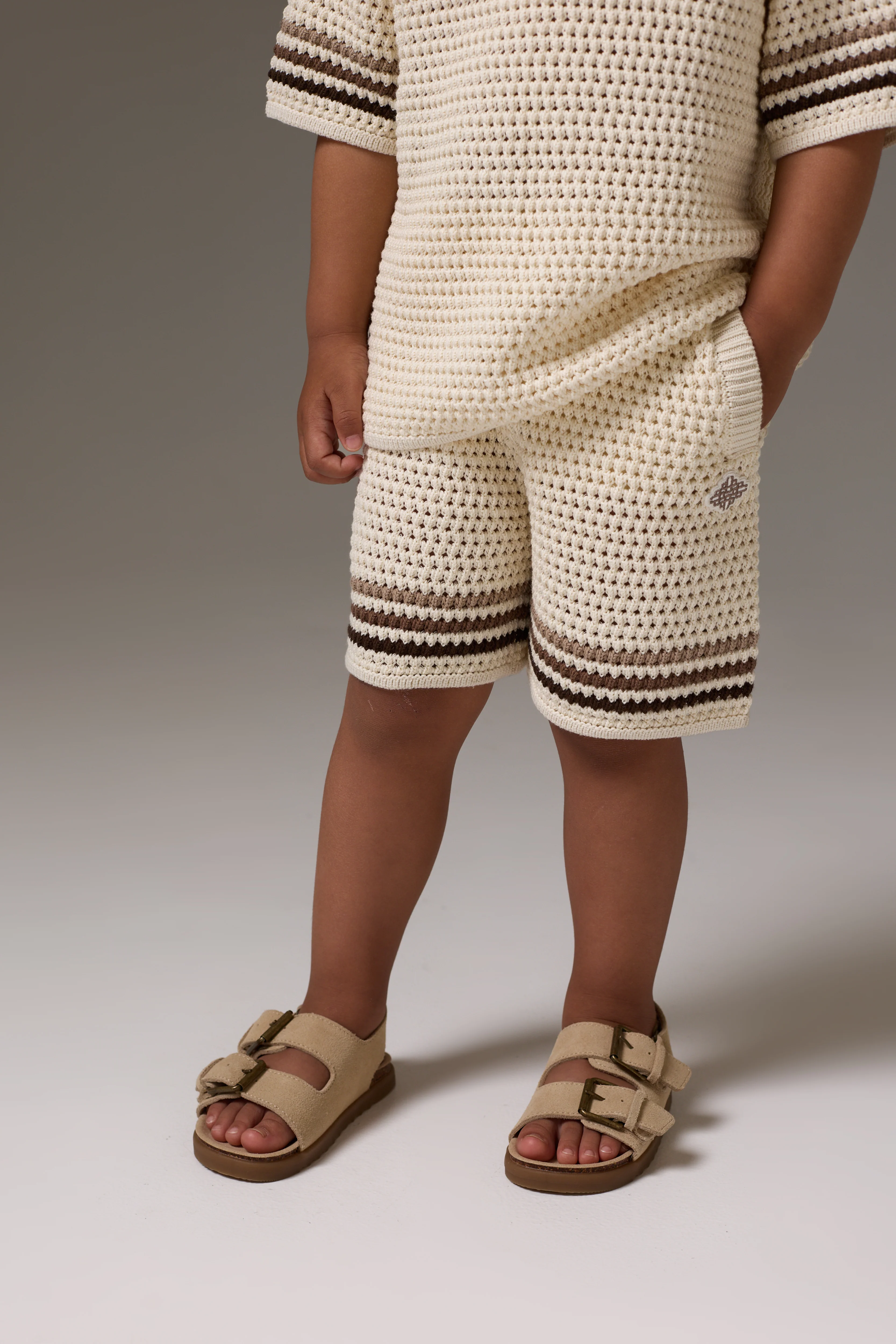 KIDS STRIPE CROCHET KNIT SHORTS - OFF WHITE