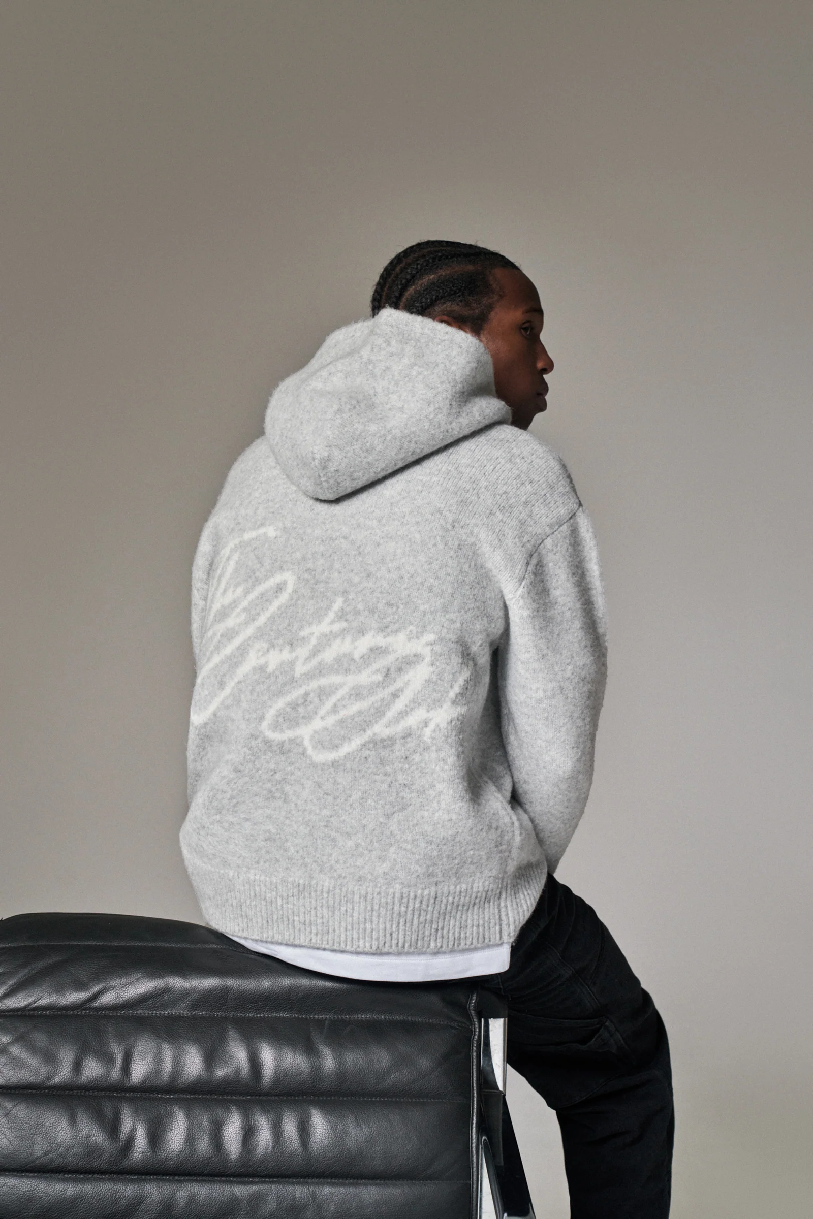 SCRIPT LOGO GRAPHIC KNITTED HOODIE - GREY MARL
