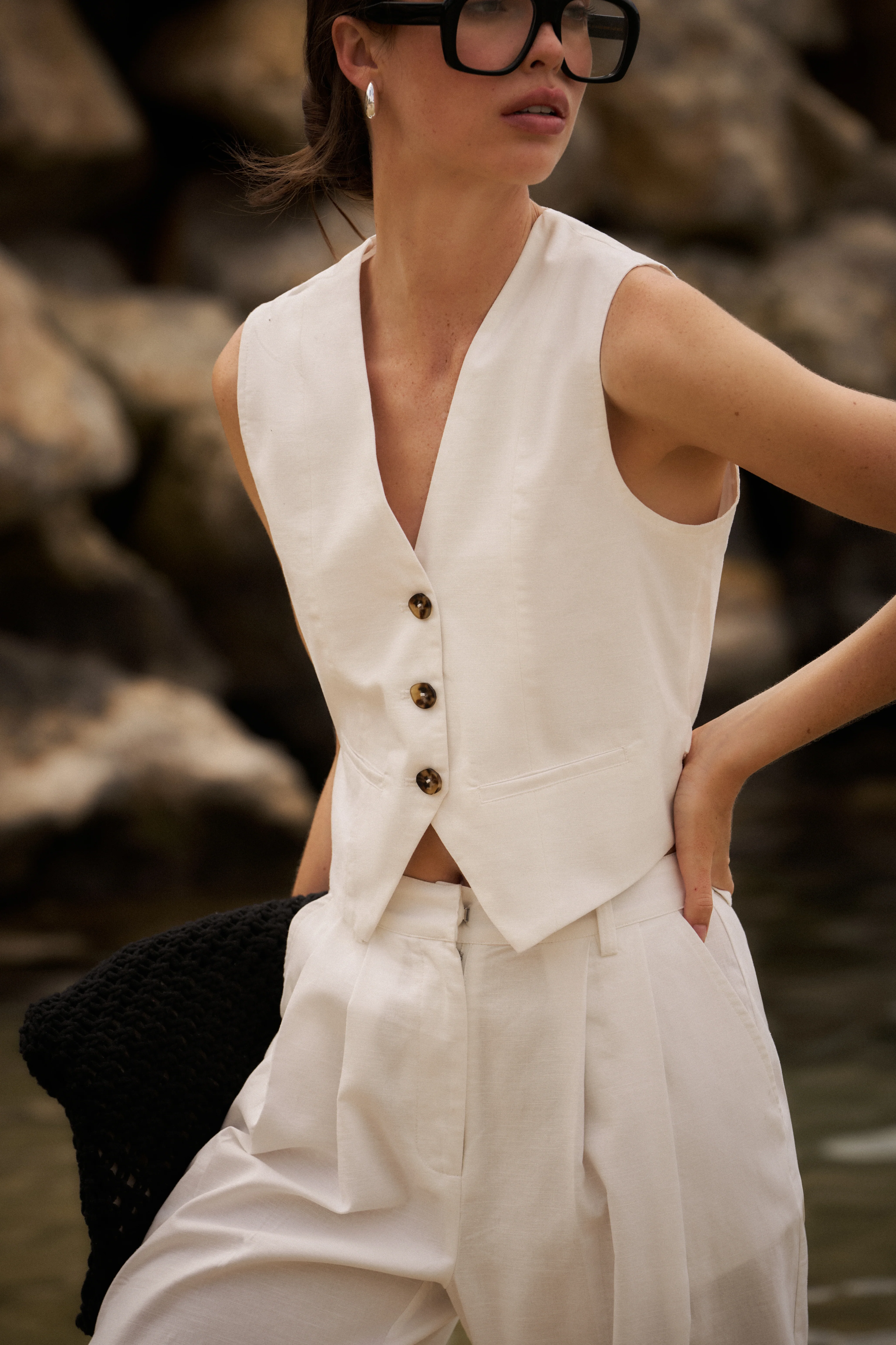 LINEN BLEND WAISTCOAT - WHITE