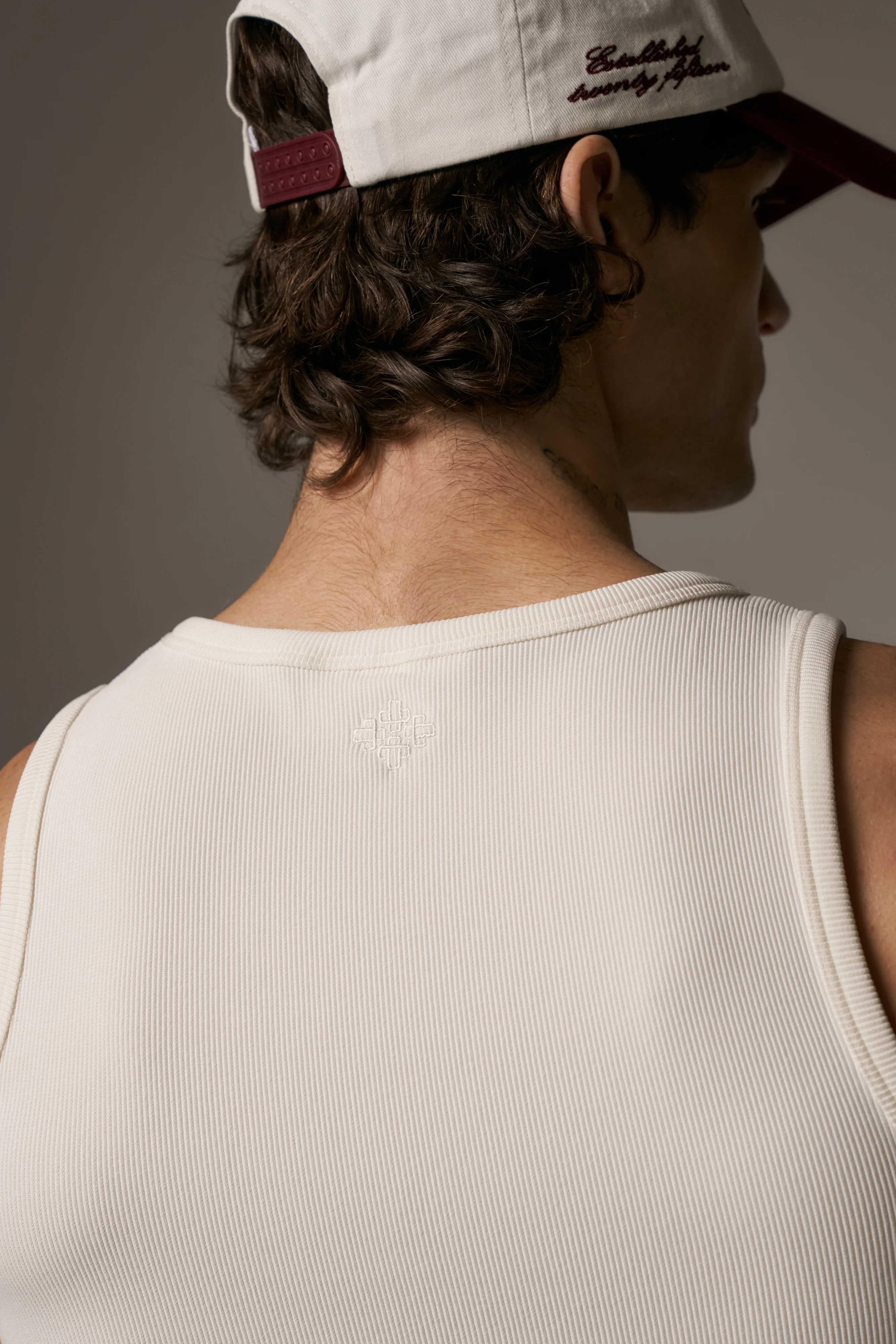 RIBBED VEST - OFF WHITE