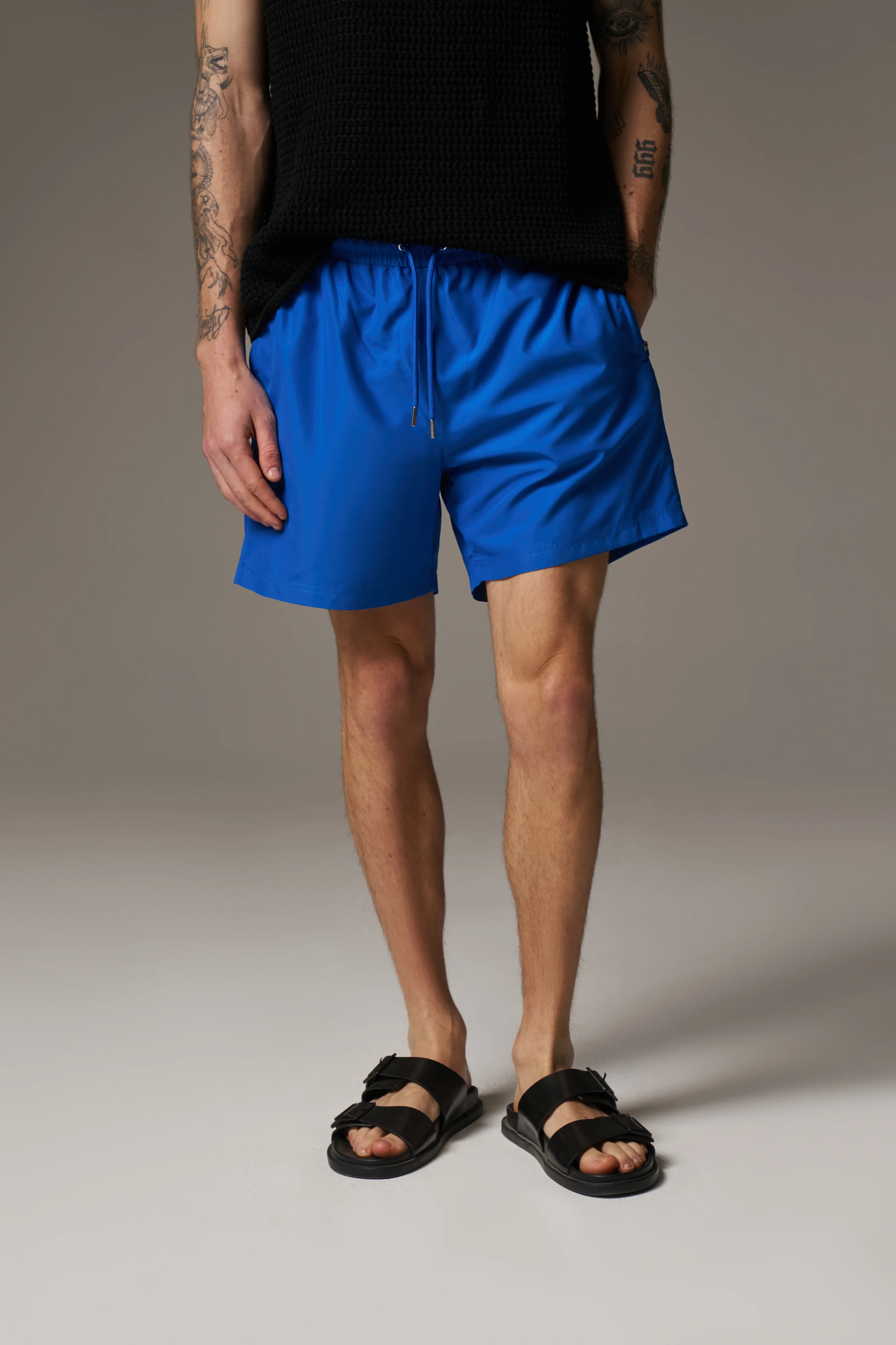 WATER REACTIVE EMBLEM SWIM SHORT - COBALT