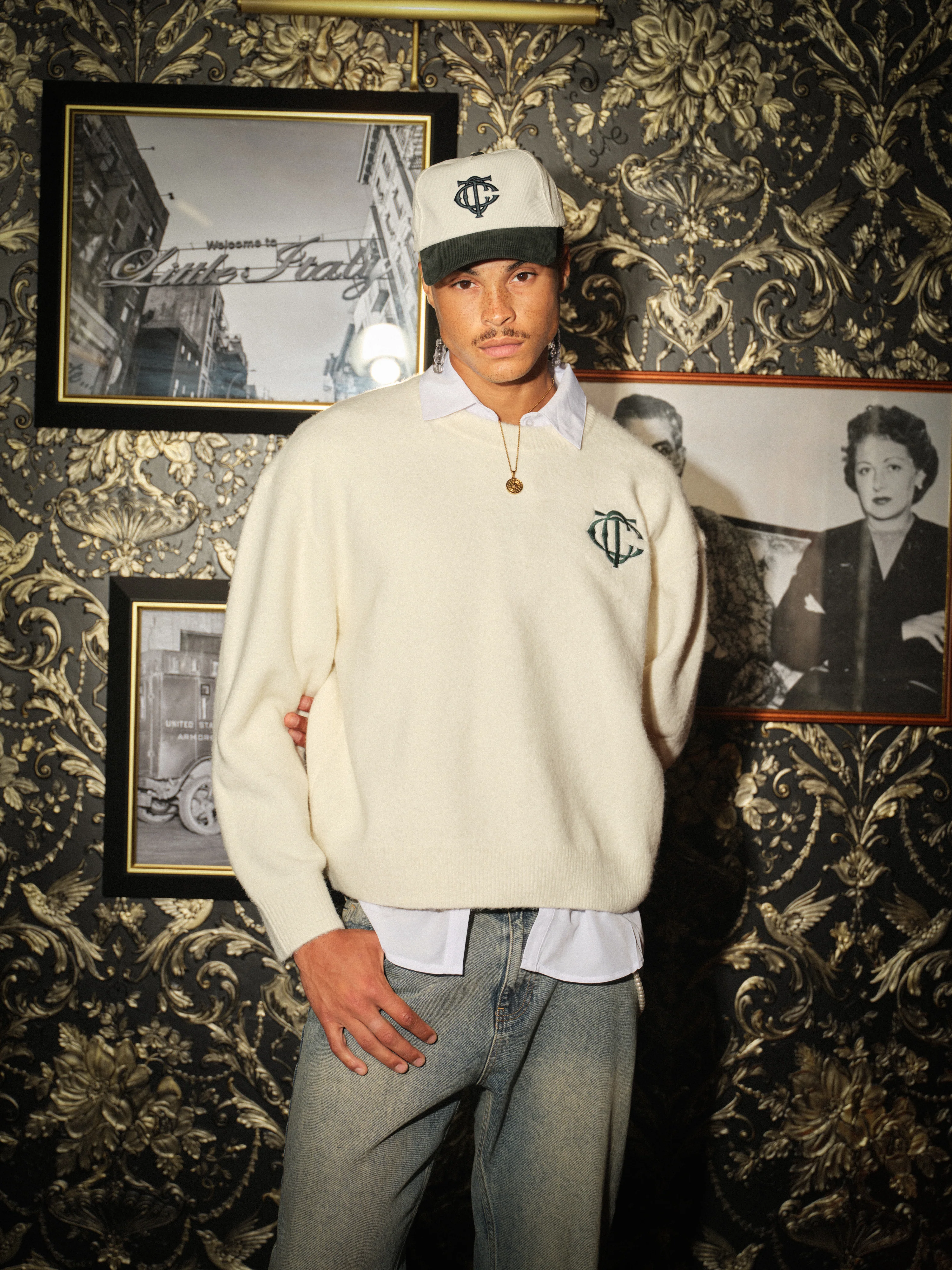 MONOGRAM EMBLEM KNITTED CREW - OFF WHITE