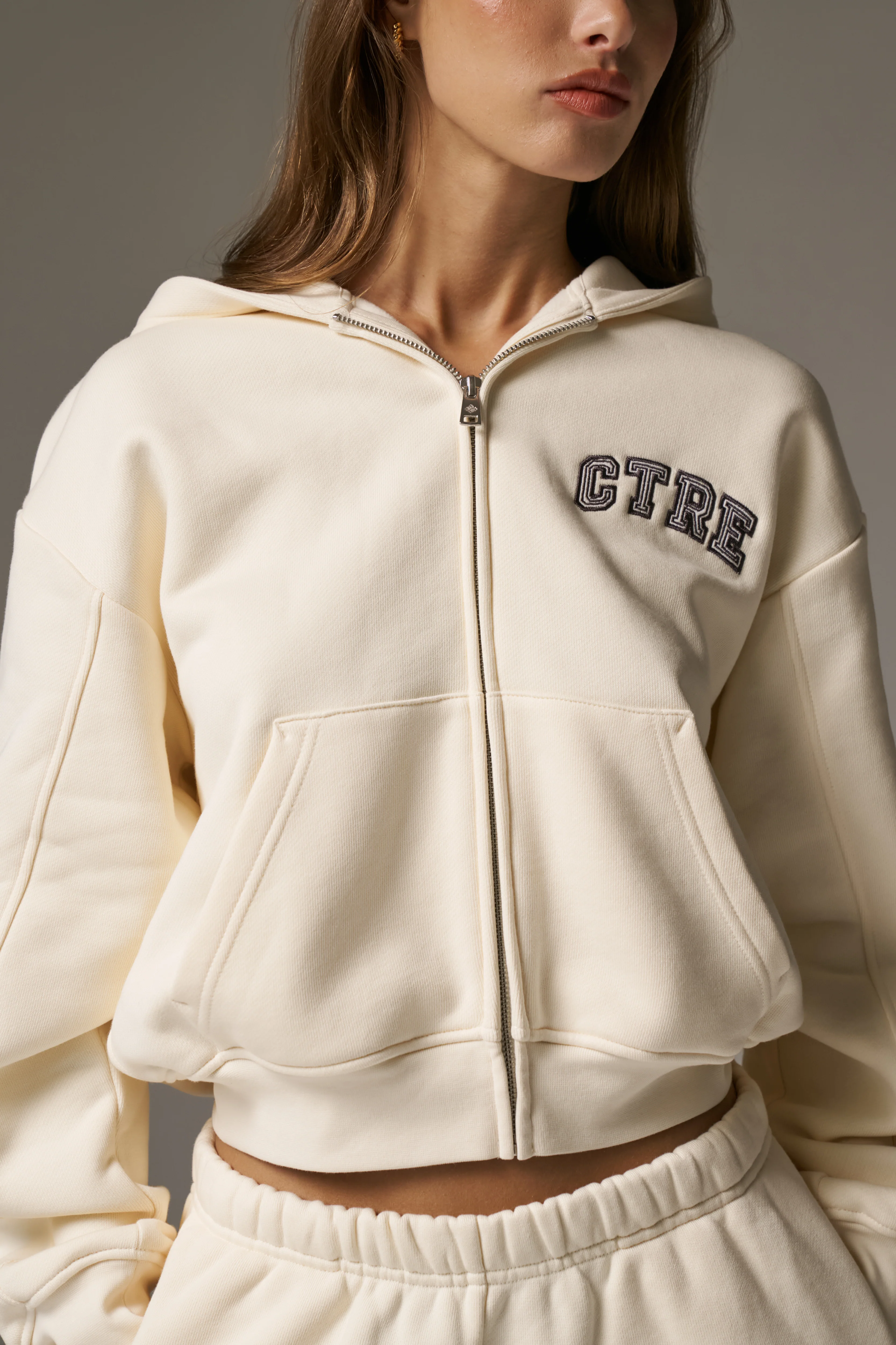 CTRE ZIP THROUGH RELAXED HOODIE - BUTTERMILK
