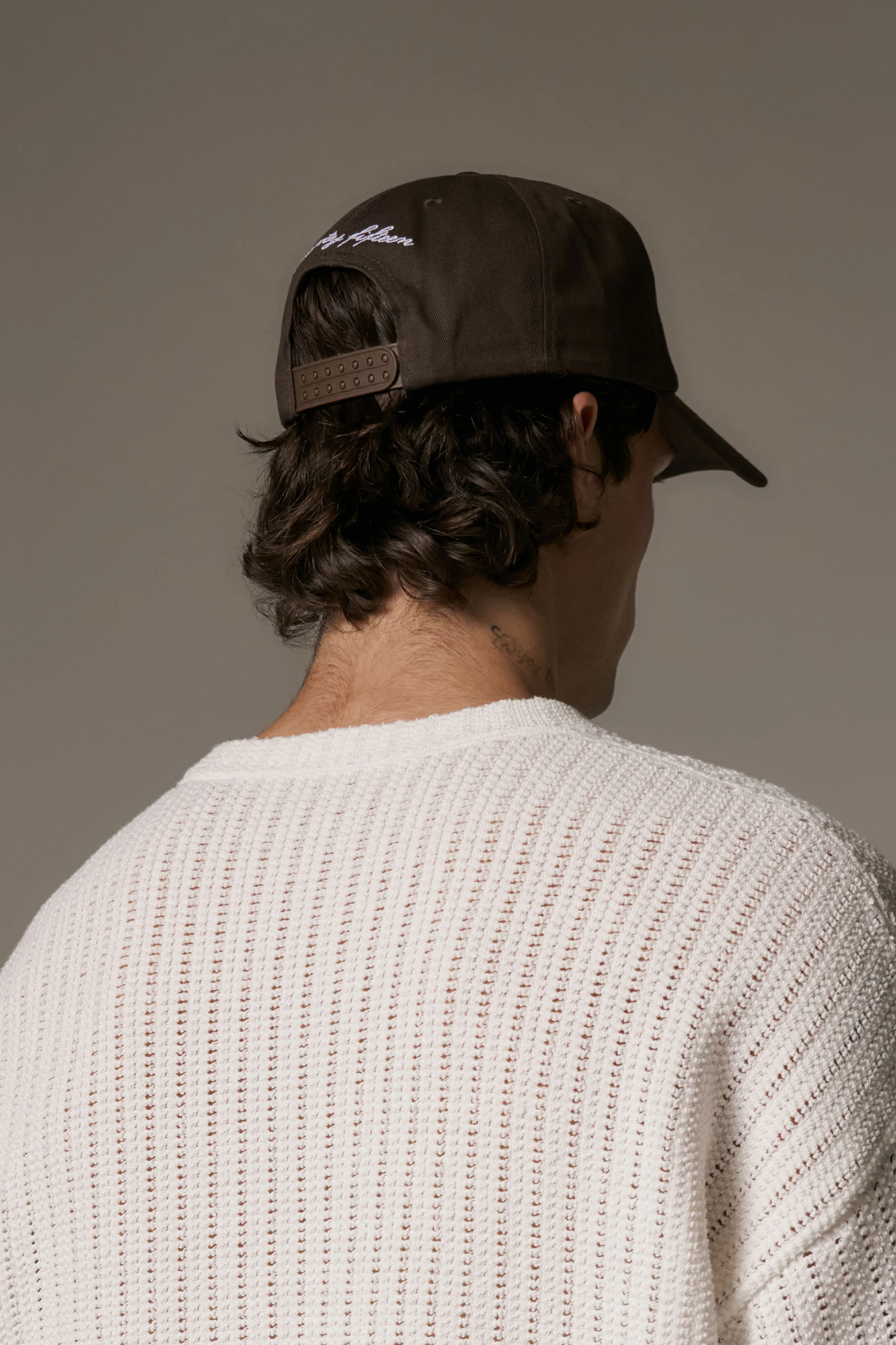 MONOGRAM EMBLEM CAP - BROWN