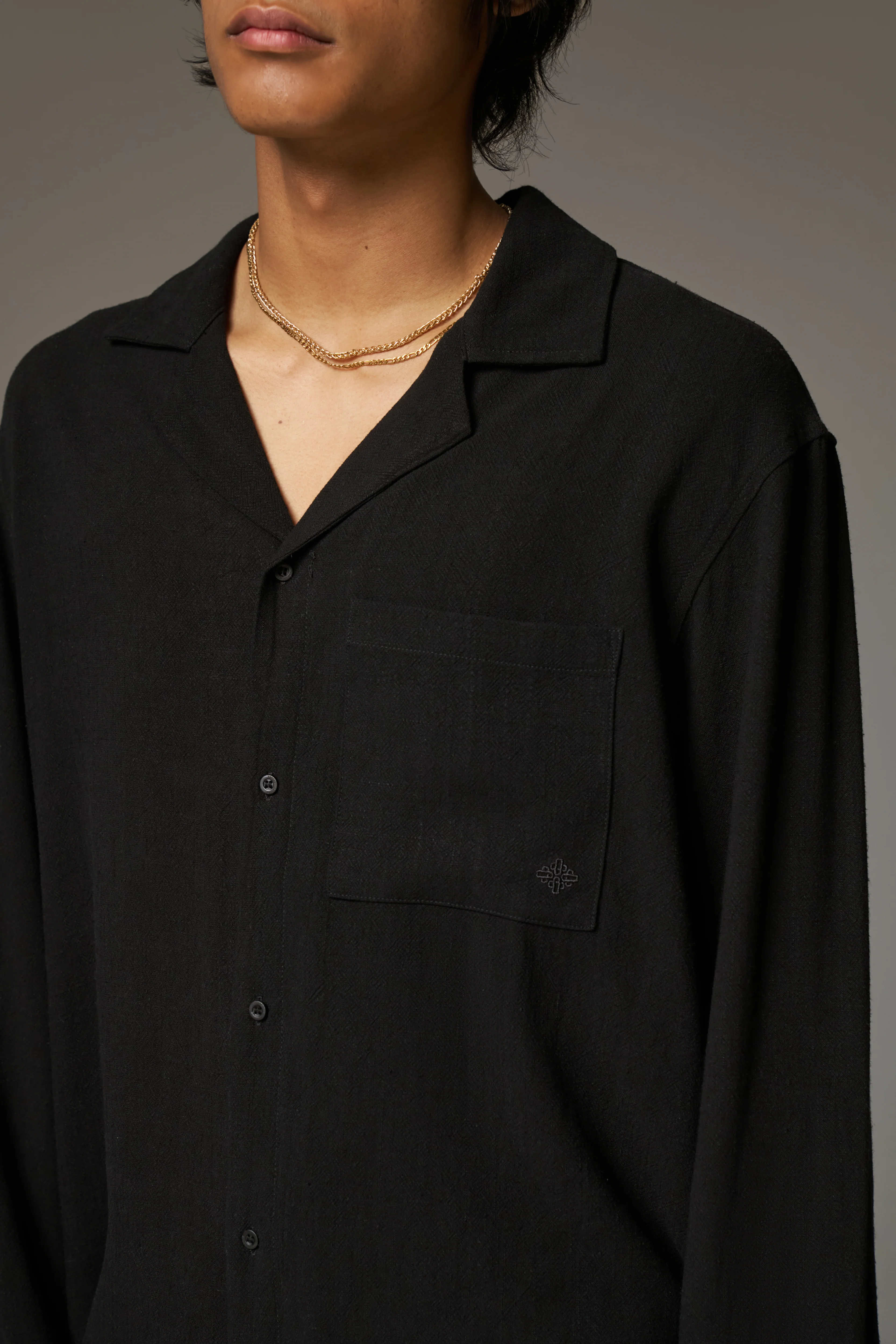 TEXTURED WOVEN SHIRT - BLACK