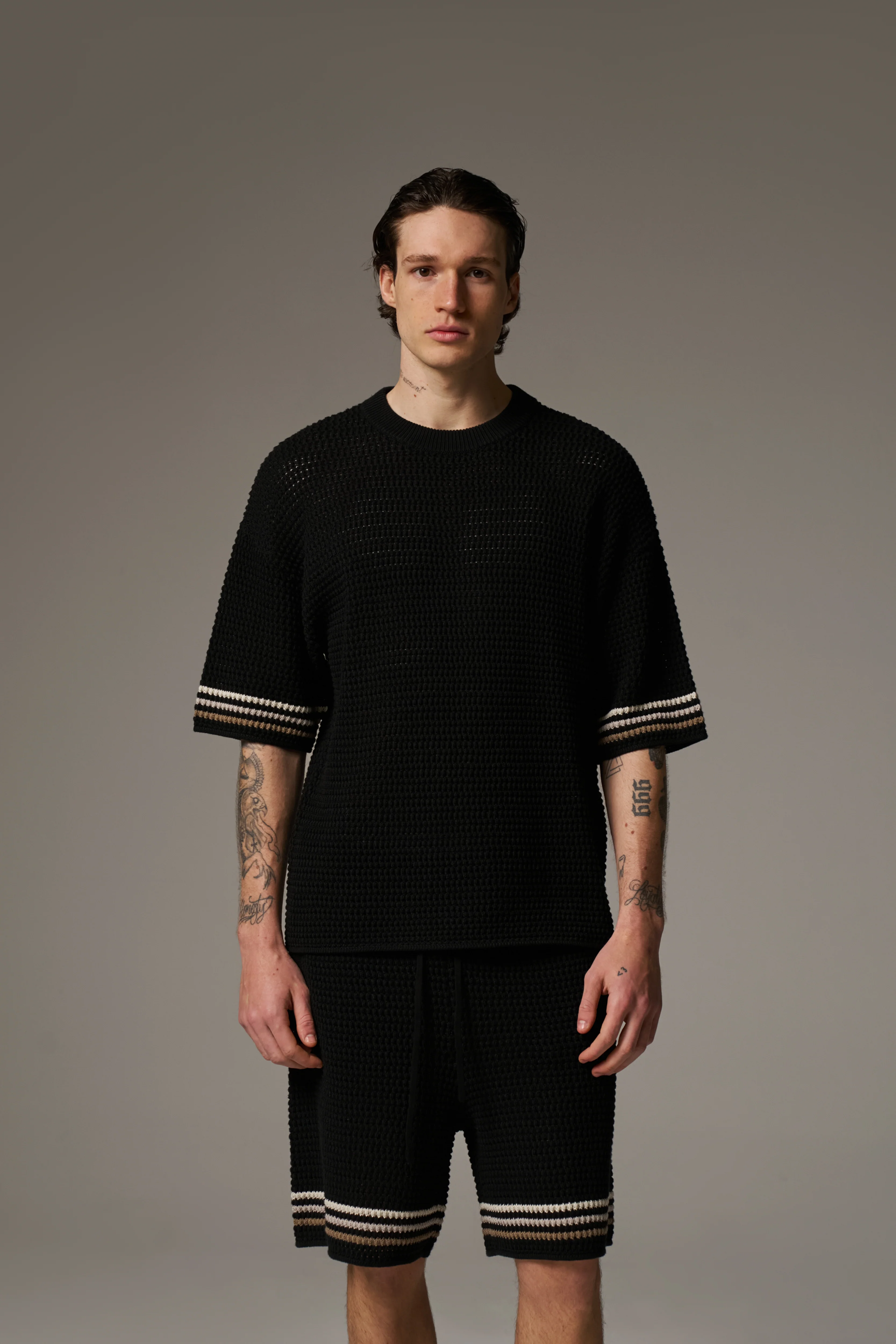 STRIPE CROCHET KNIT T-SHIRT - BLACK