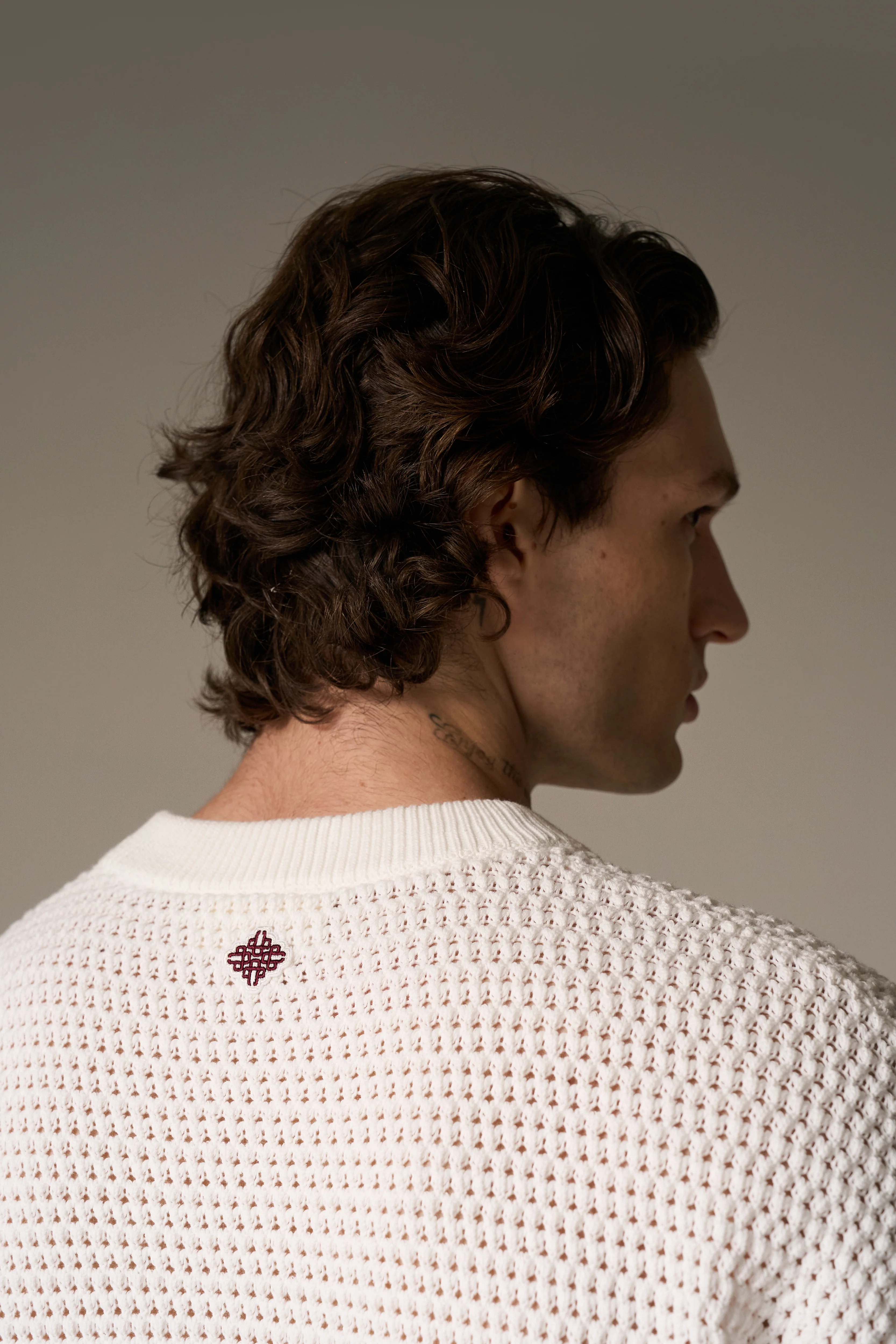 STRIPE CROCHET KNIT T-SHIRT - BURGUNDY