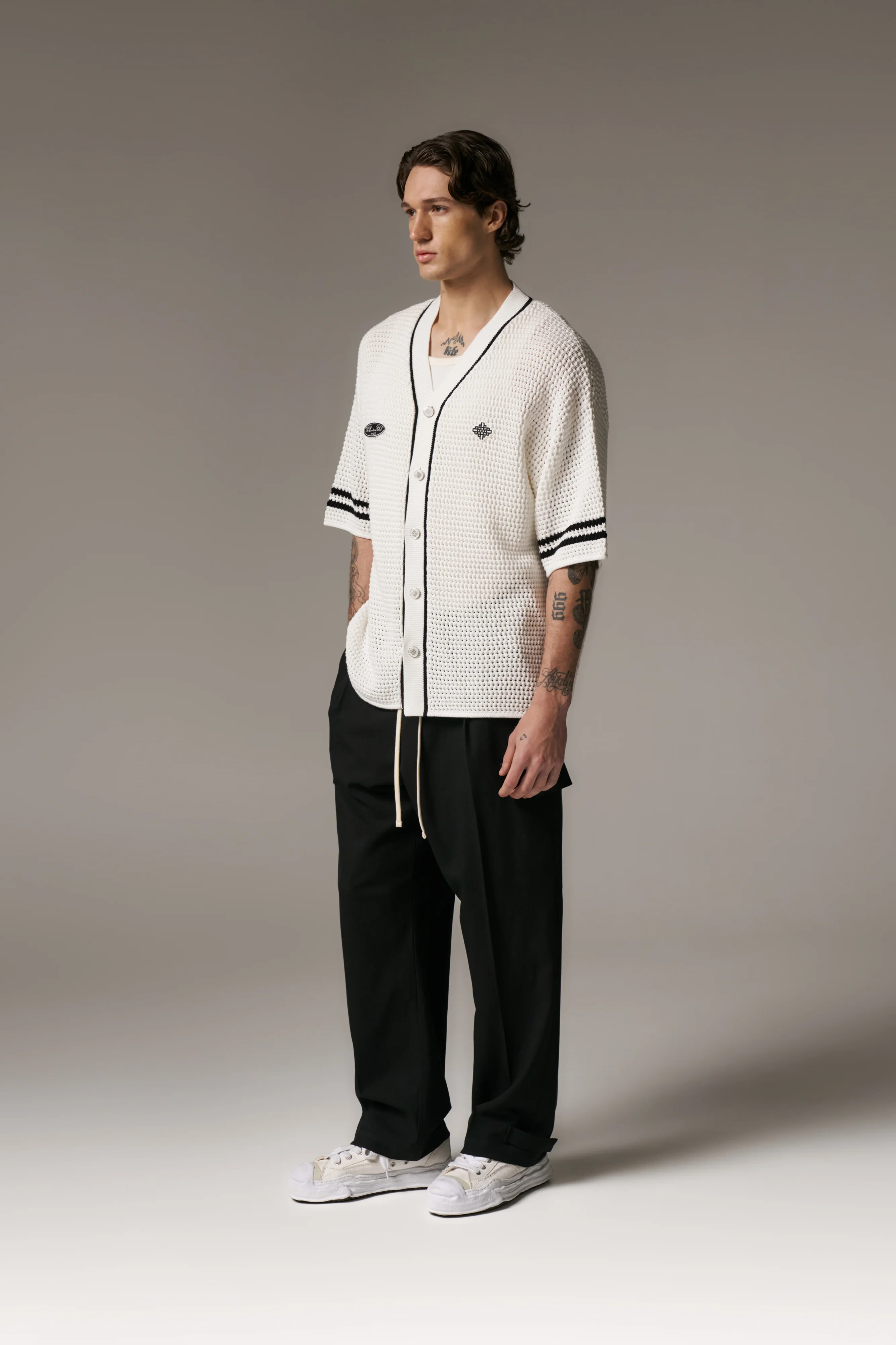 PLEATED WIDE LEG TROUSER - BLACK