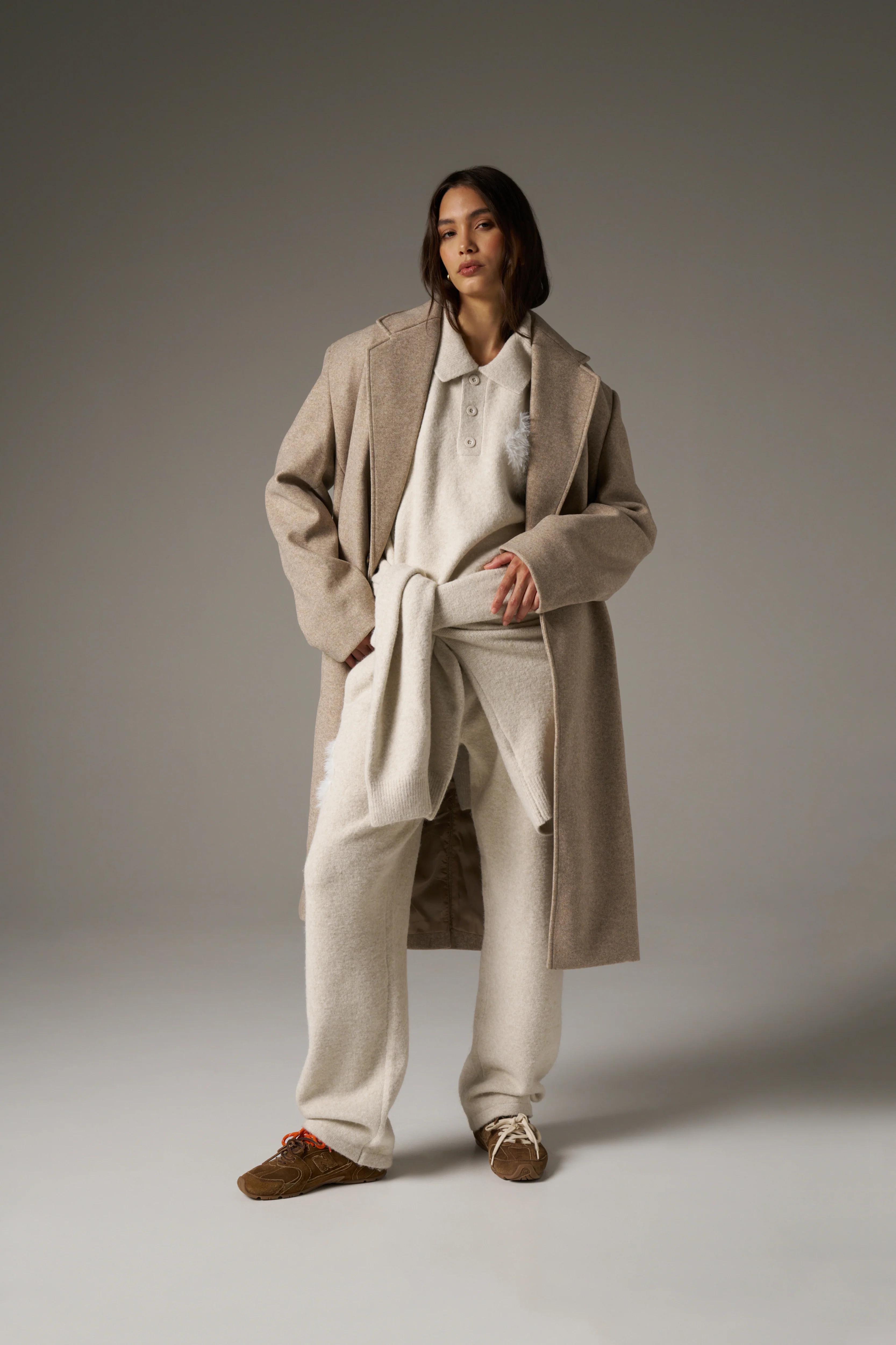 MONOGRAM EMBLEM FLUFFY KNIT POLO - BEIGE