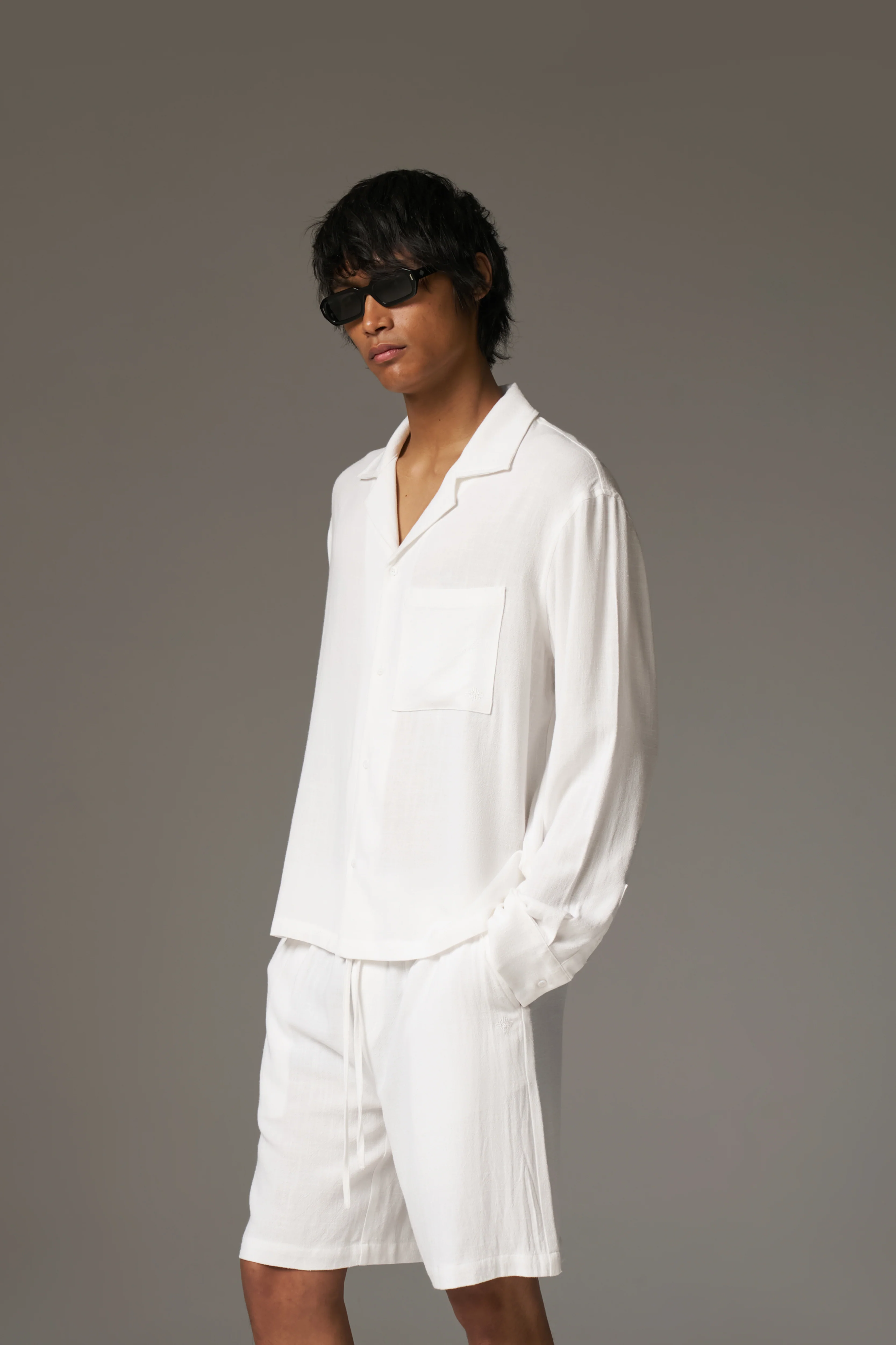 TEXTURED WOVEN SHIRT - WHITE