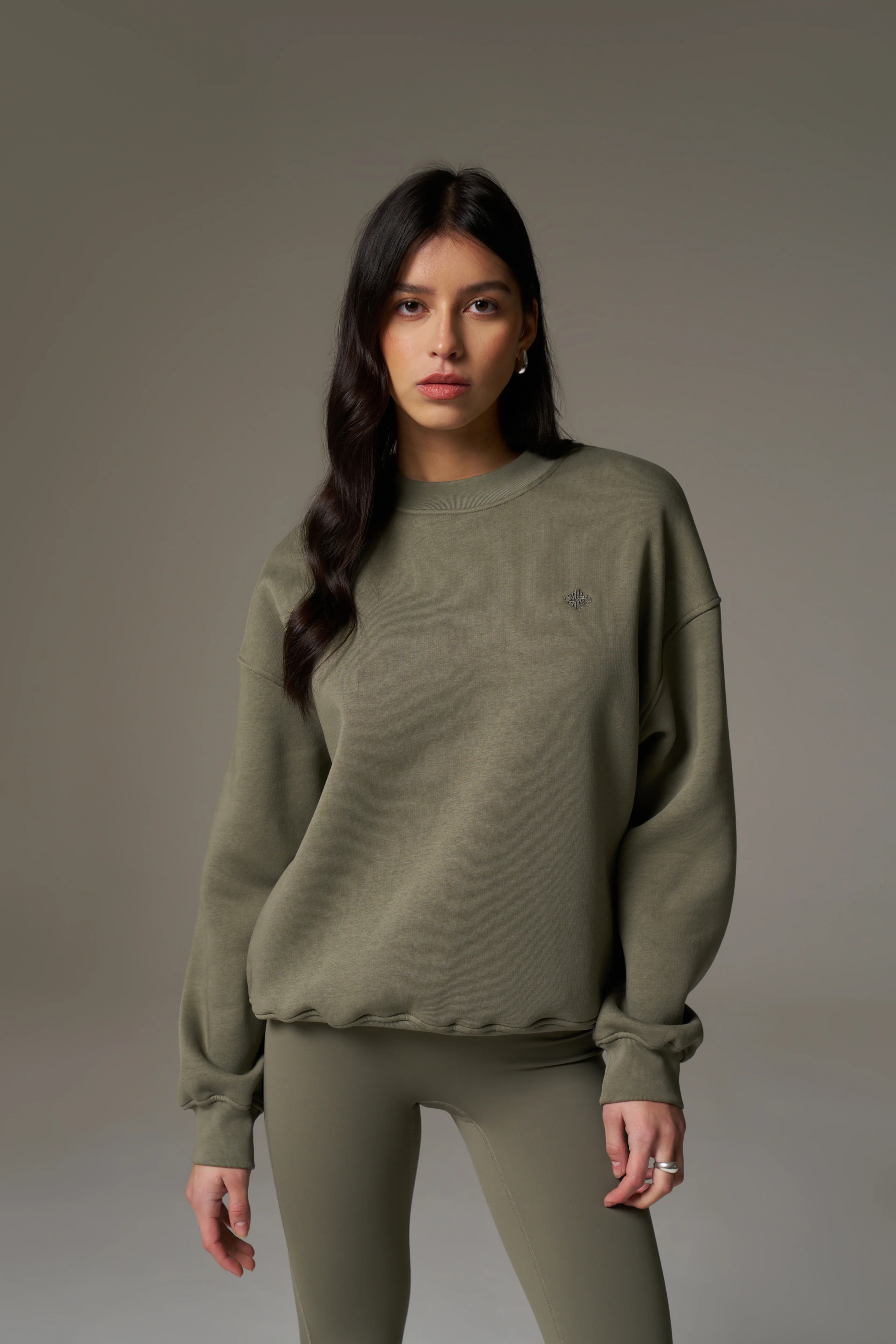 EMBLEM EMBROIDERED SWEATSHIRT - KHAKI