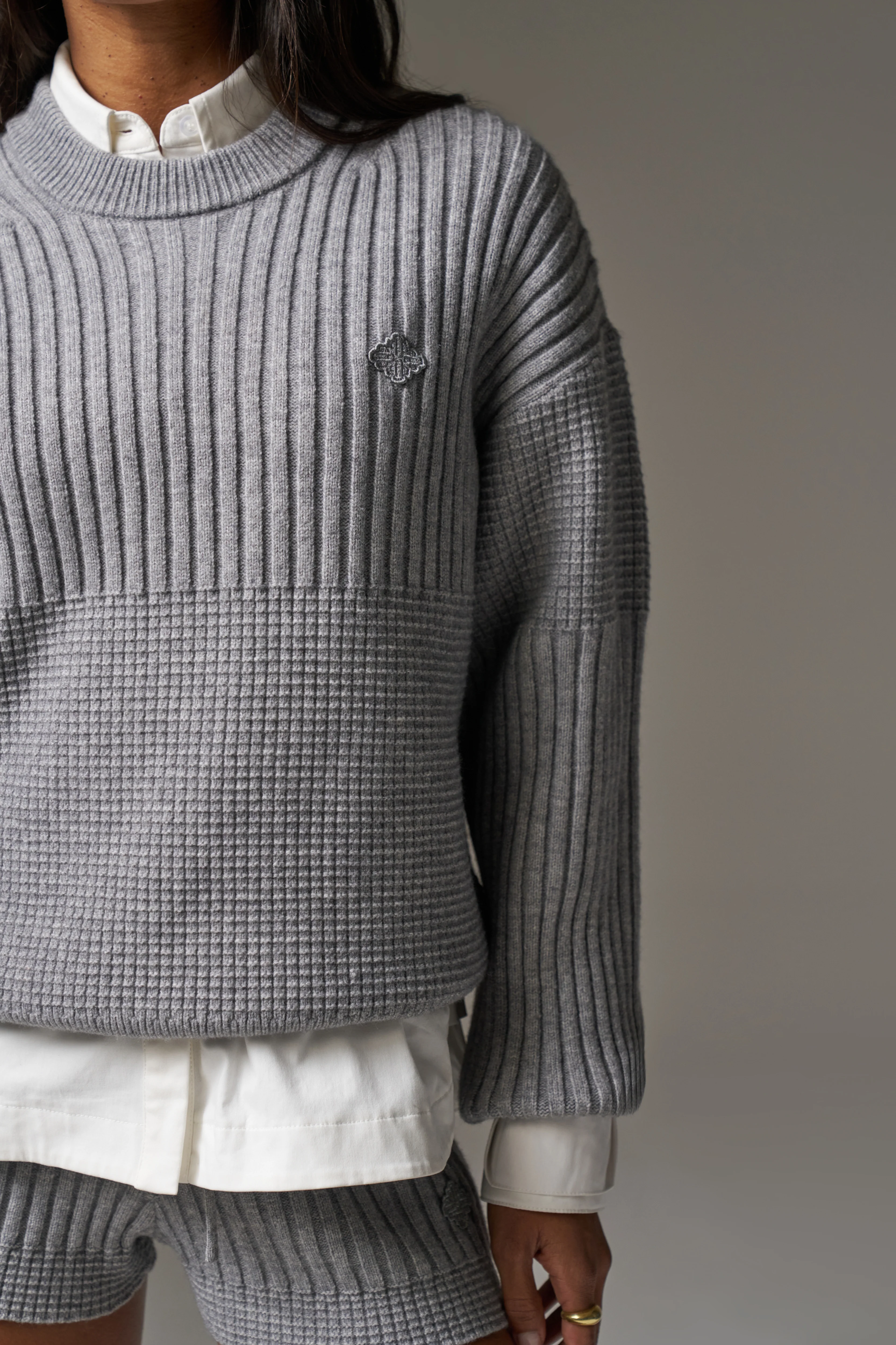 CONTRAST KNIT OVERSIZED CREW - GREY MARL