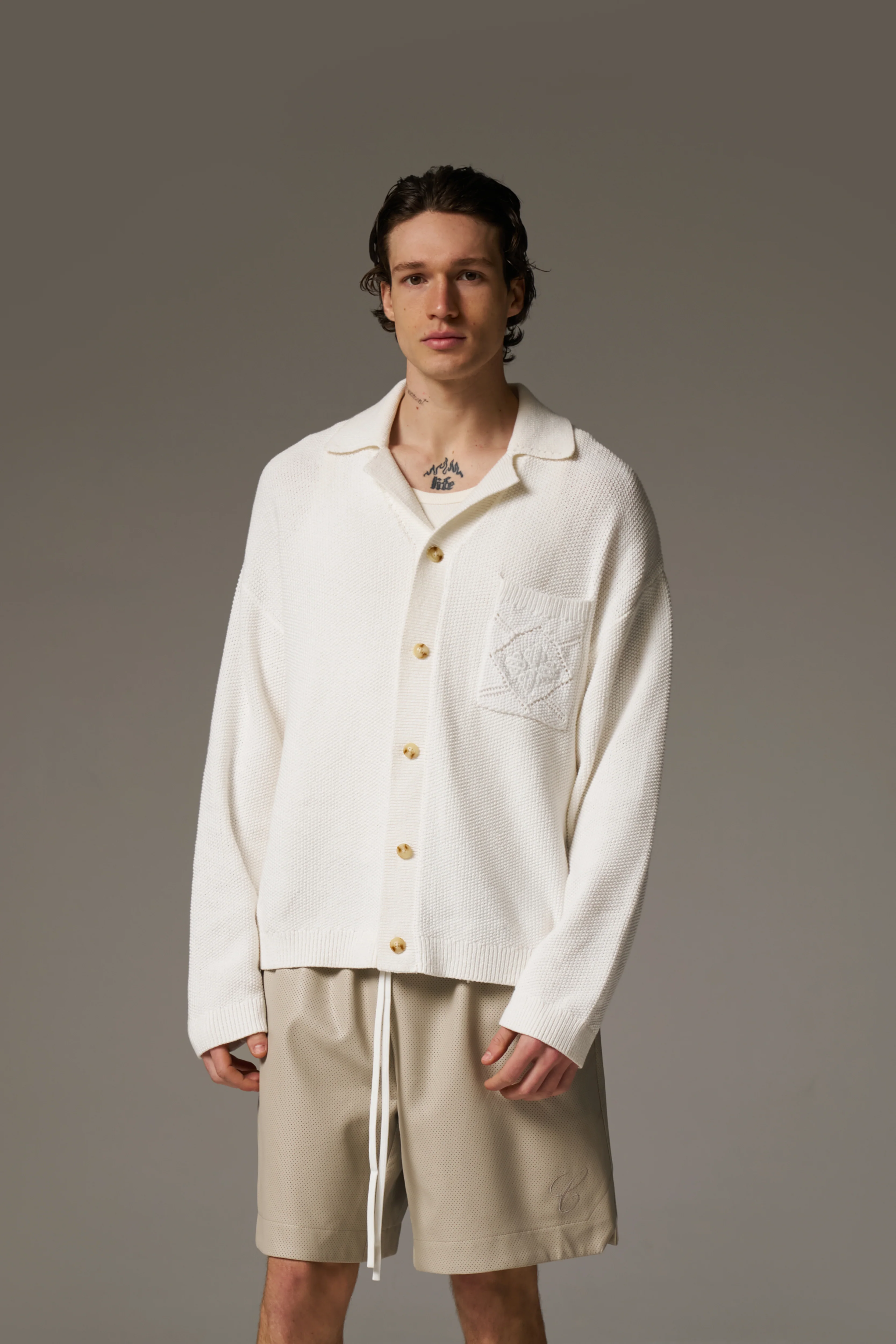 CROCHET KNITTED EMBLEM POCKET SHIRT - OFF WHITE