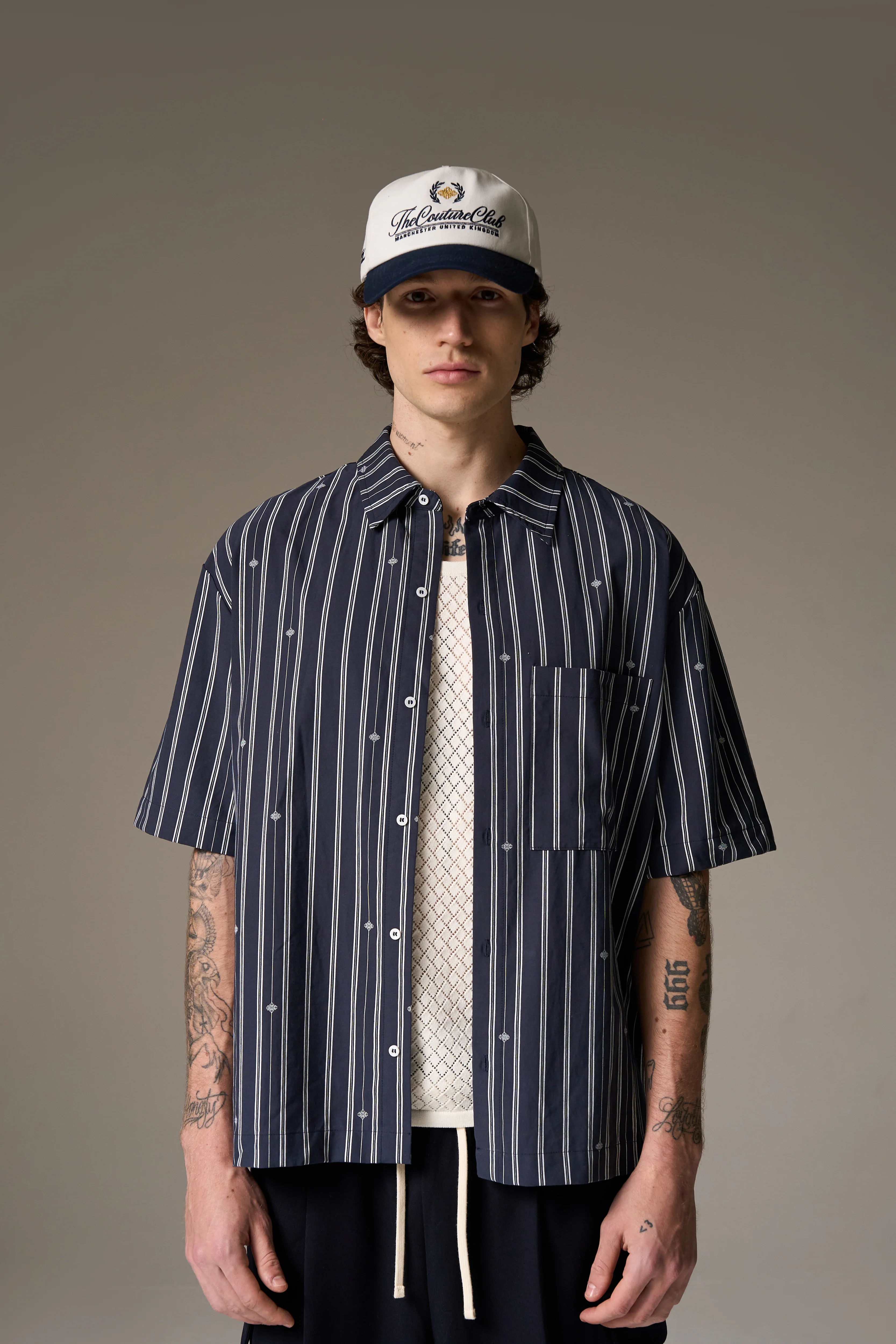 EMBLEM STRIPE SHIRT - NAVY