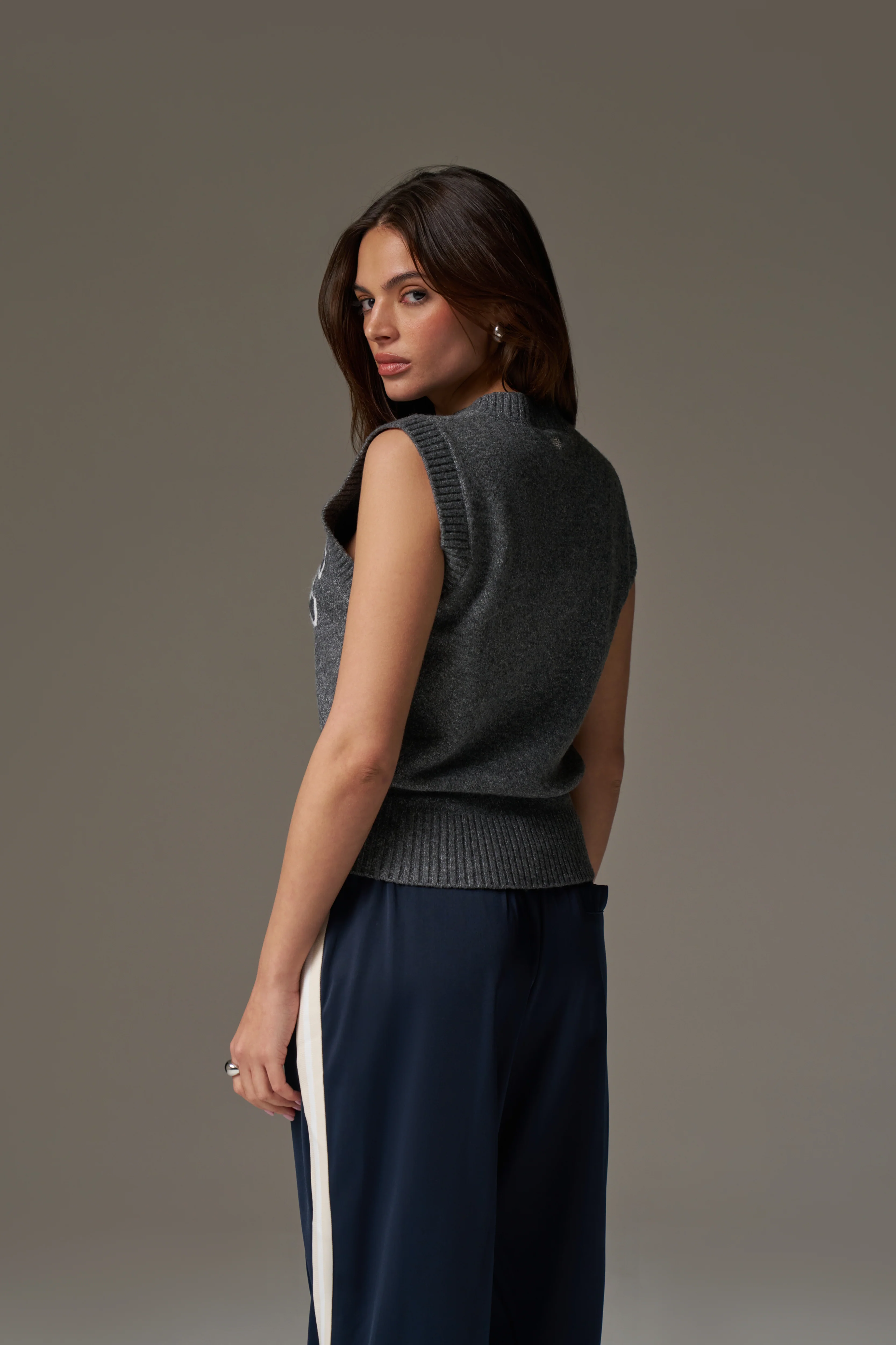 CTRE KNITTED VEST - GREY