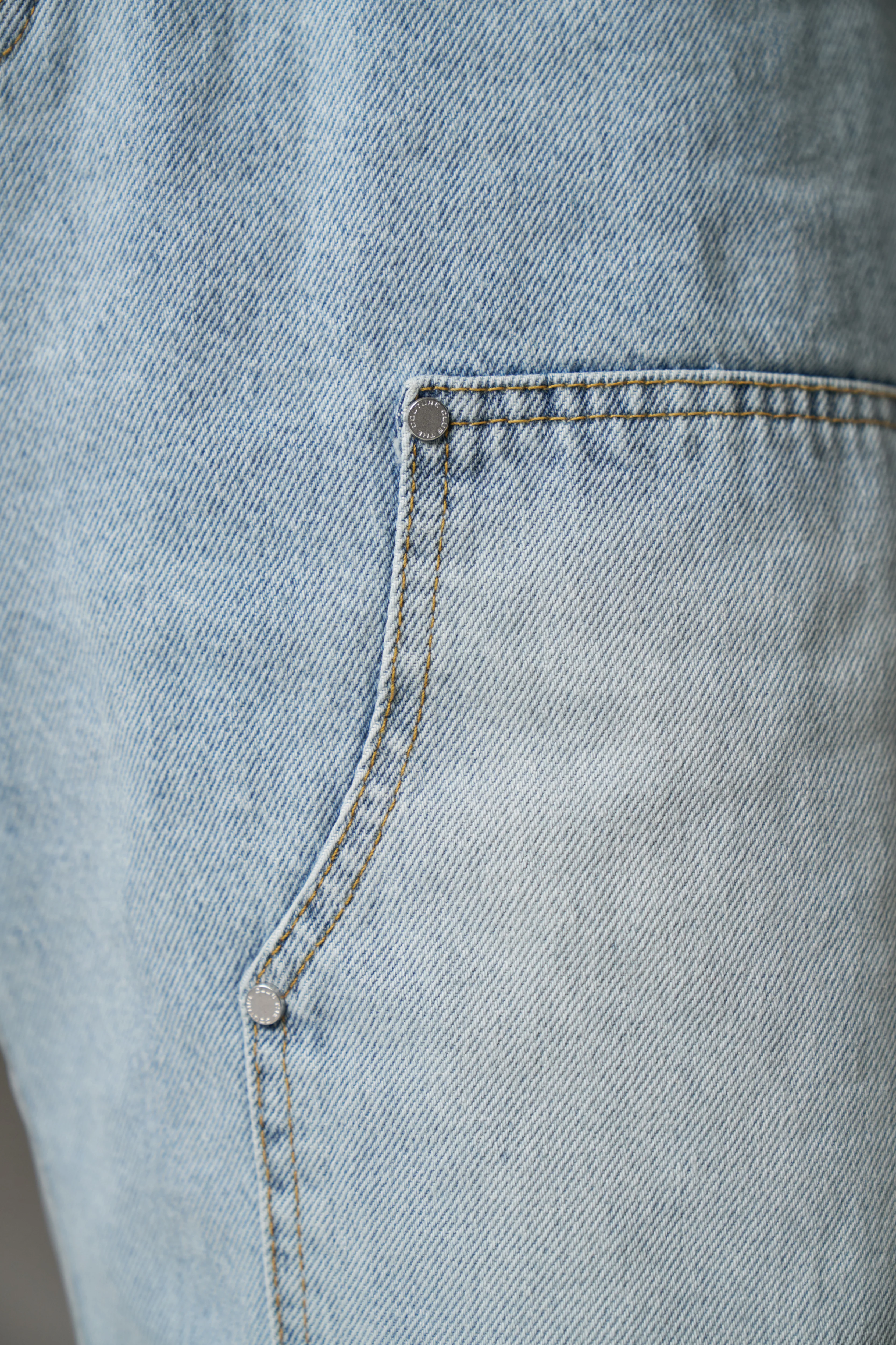 DENIM CARPENTER SHORTS - BLUE WASH