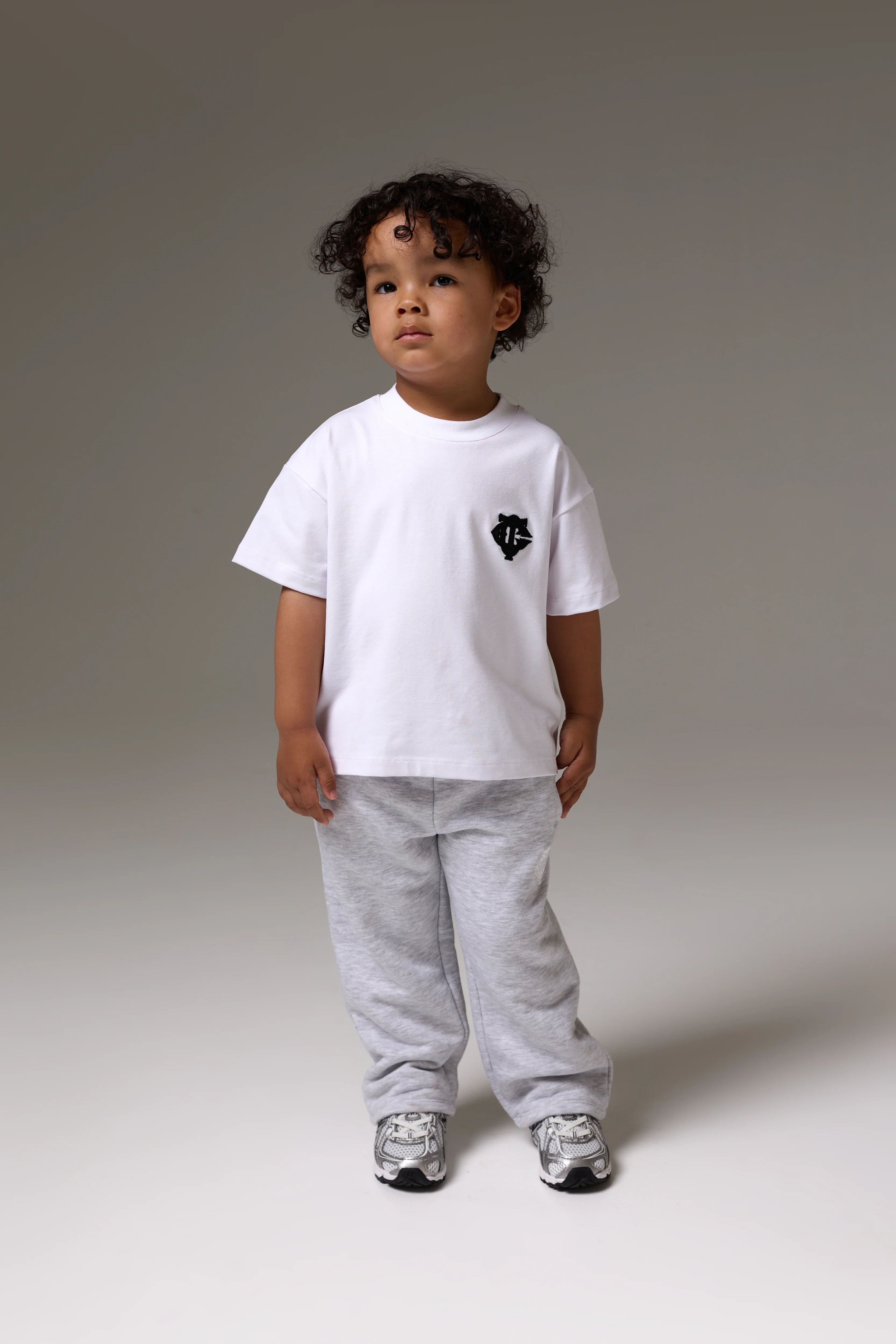 KIDS MONOGRAM EMBLEM APPLIQUE JOGGERS - GREY MARL