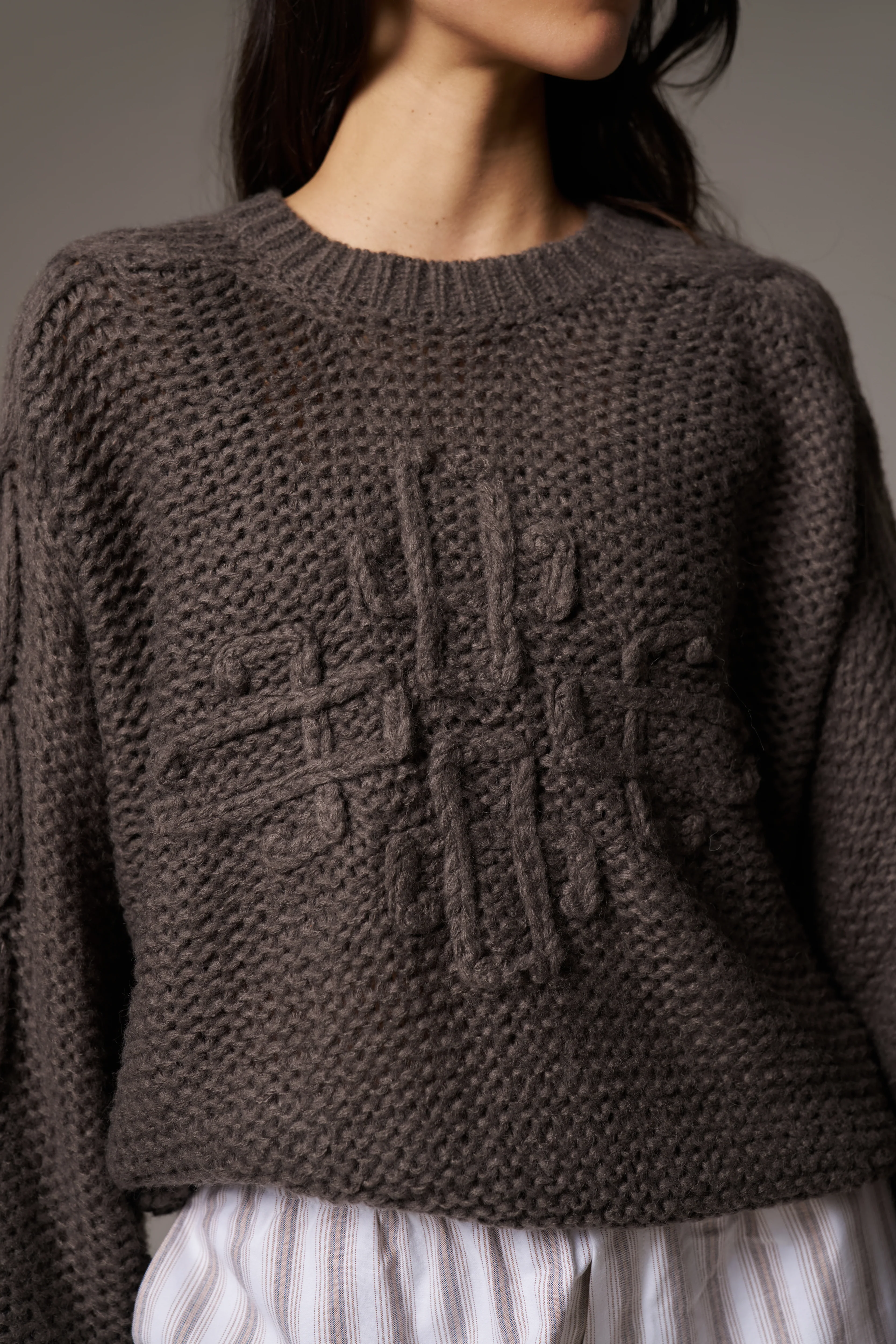 EMBLEM OVERSIZED KNIT JUMPER - COCOA