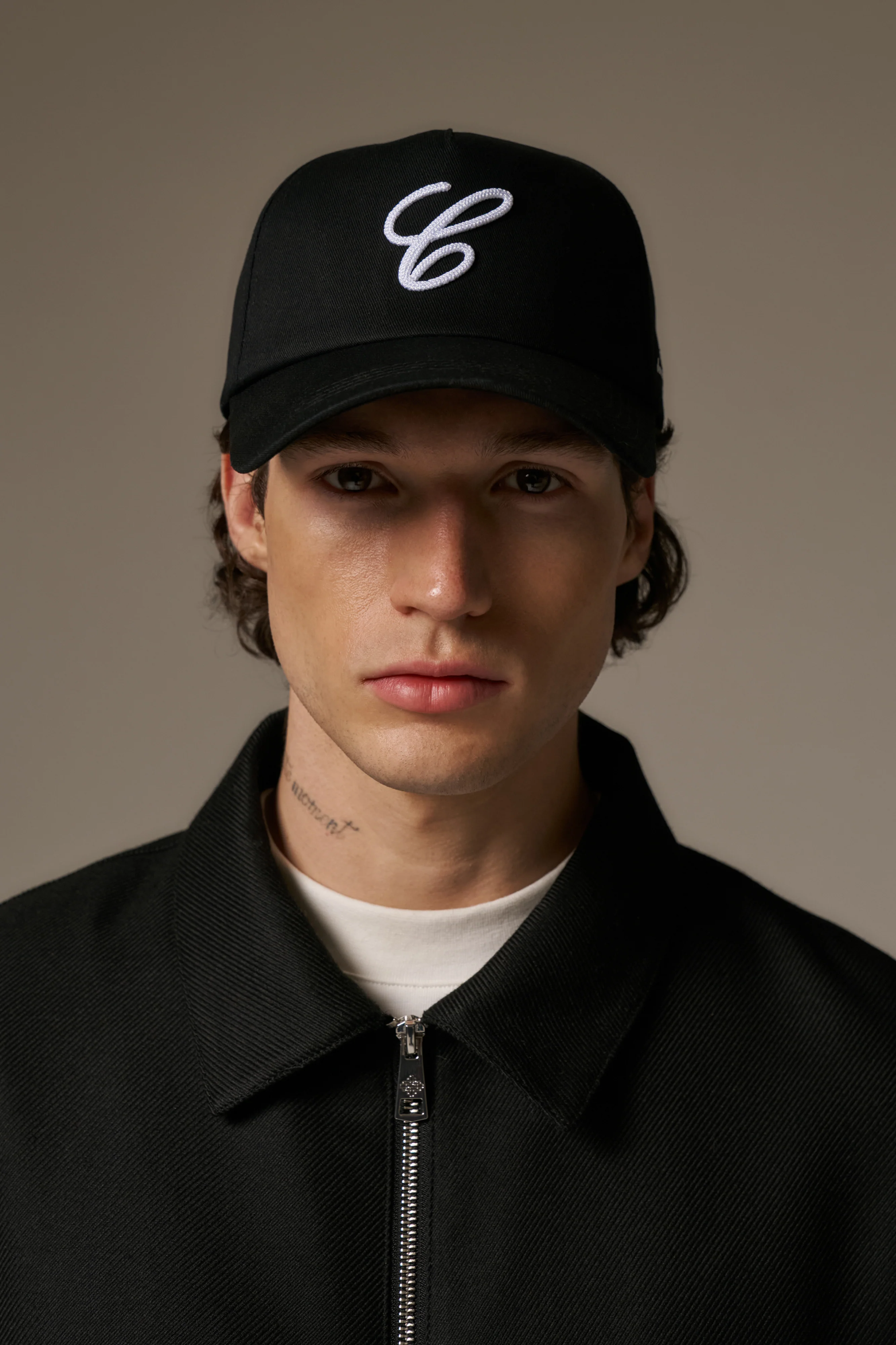 C SCRIPT CAP - BLACK