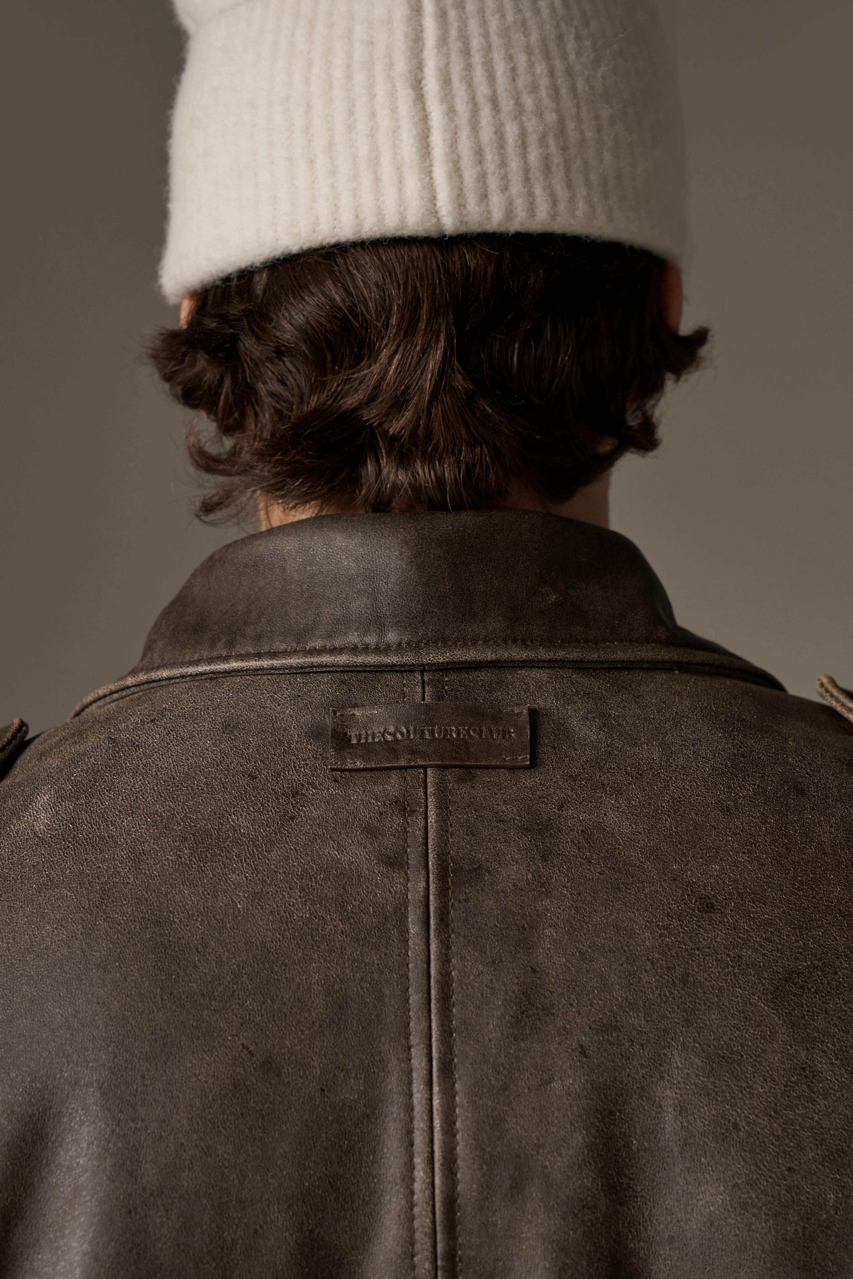 DISTRESSED LEATHER BOMBER JACKET - BROWN