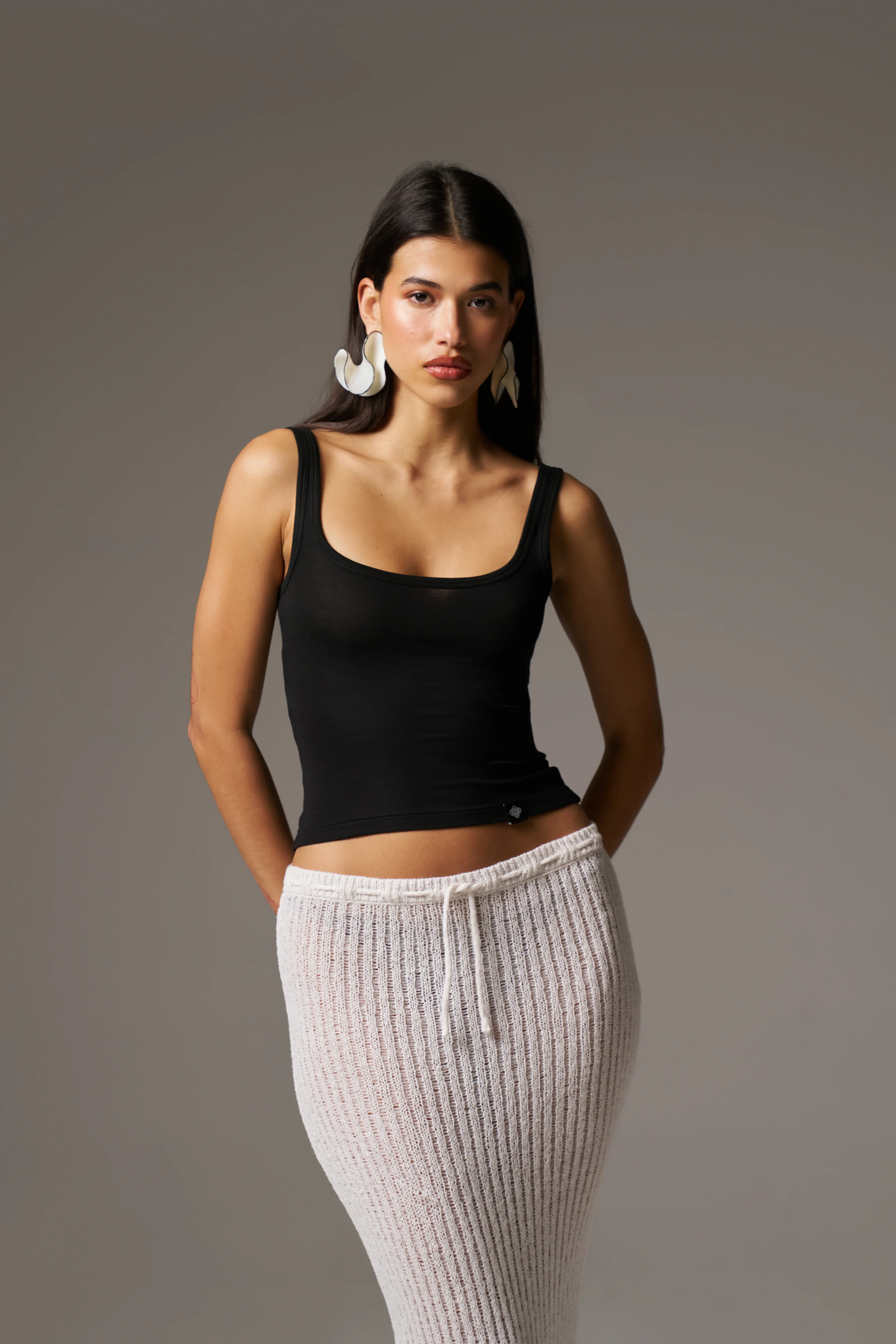 SLUB EMBLEM LABEL VEST TOP - BLACK