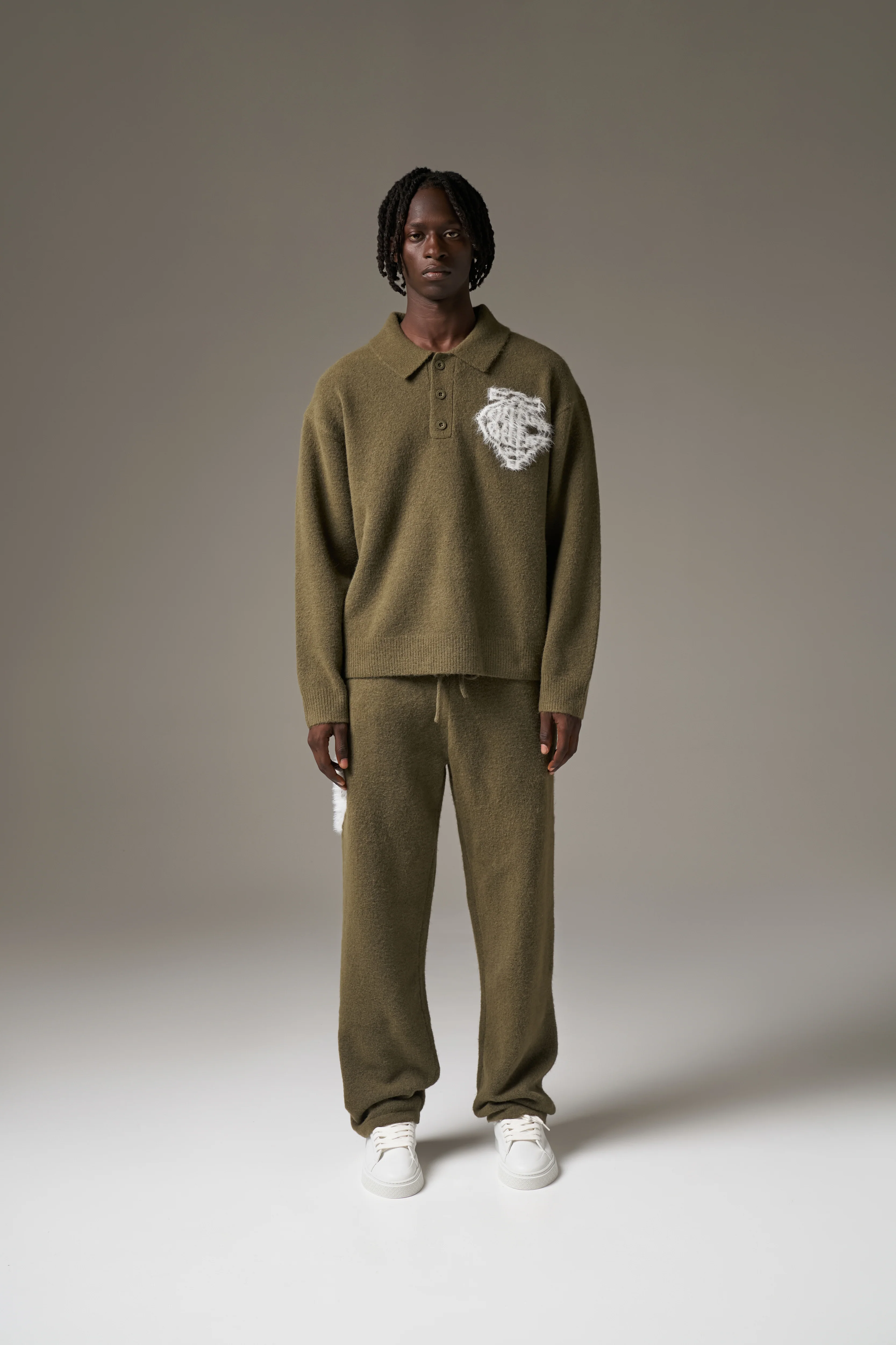 MONOGRAM EMBLEM FLUFFY KNIT POLO - KHAKI