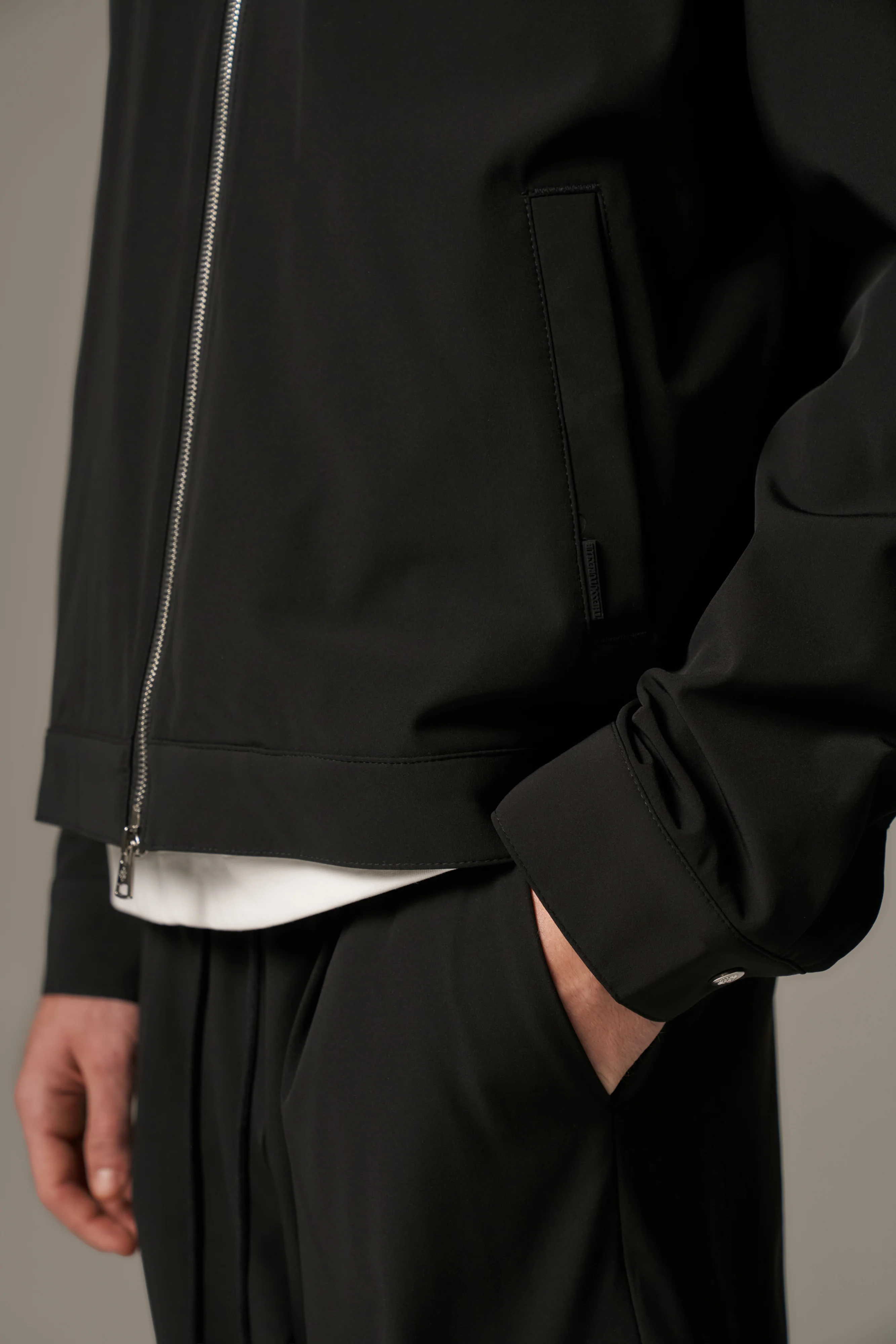 TECHNICAL ZIP THROUGH JACKET - BLACK