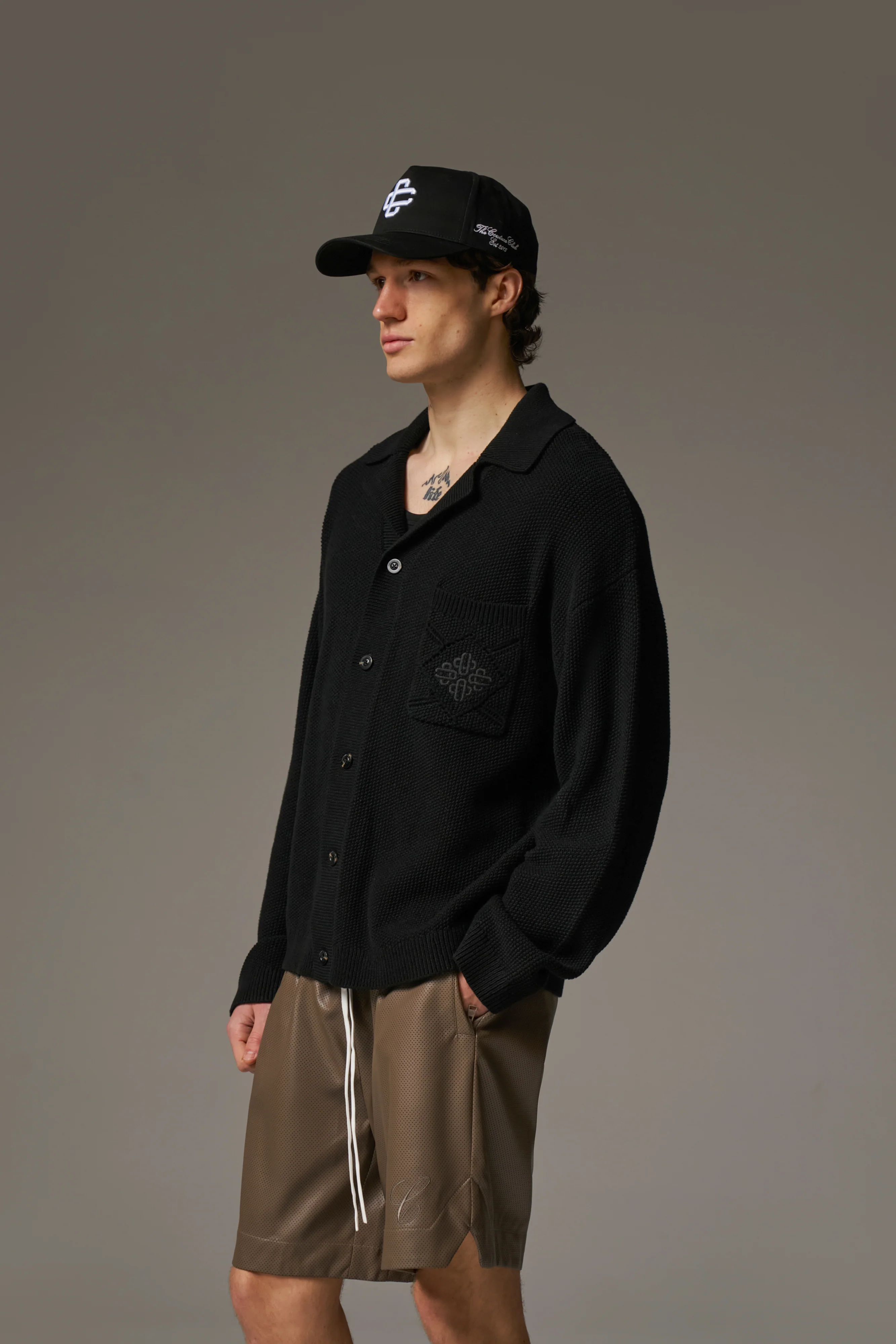 CROCHET KNITTED EMBLEM POCKET SHIRT - BLACK