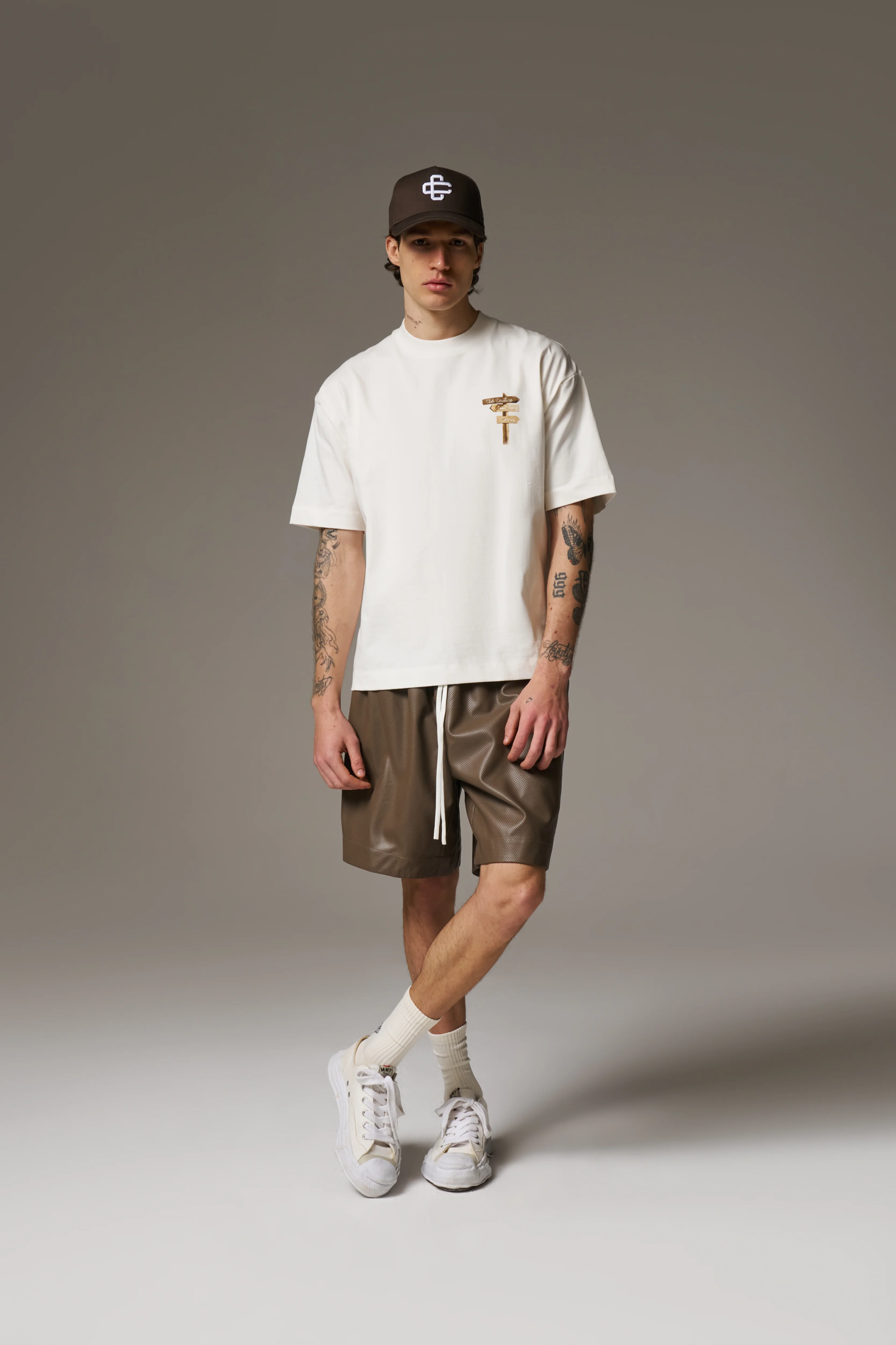 WATERCOLOUR BEACH CLUB PRINTED T-SHIRT - OFF WHITE