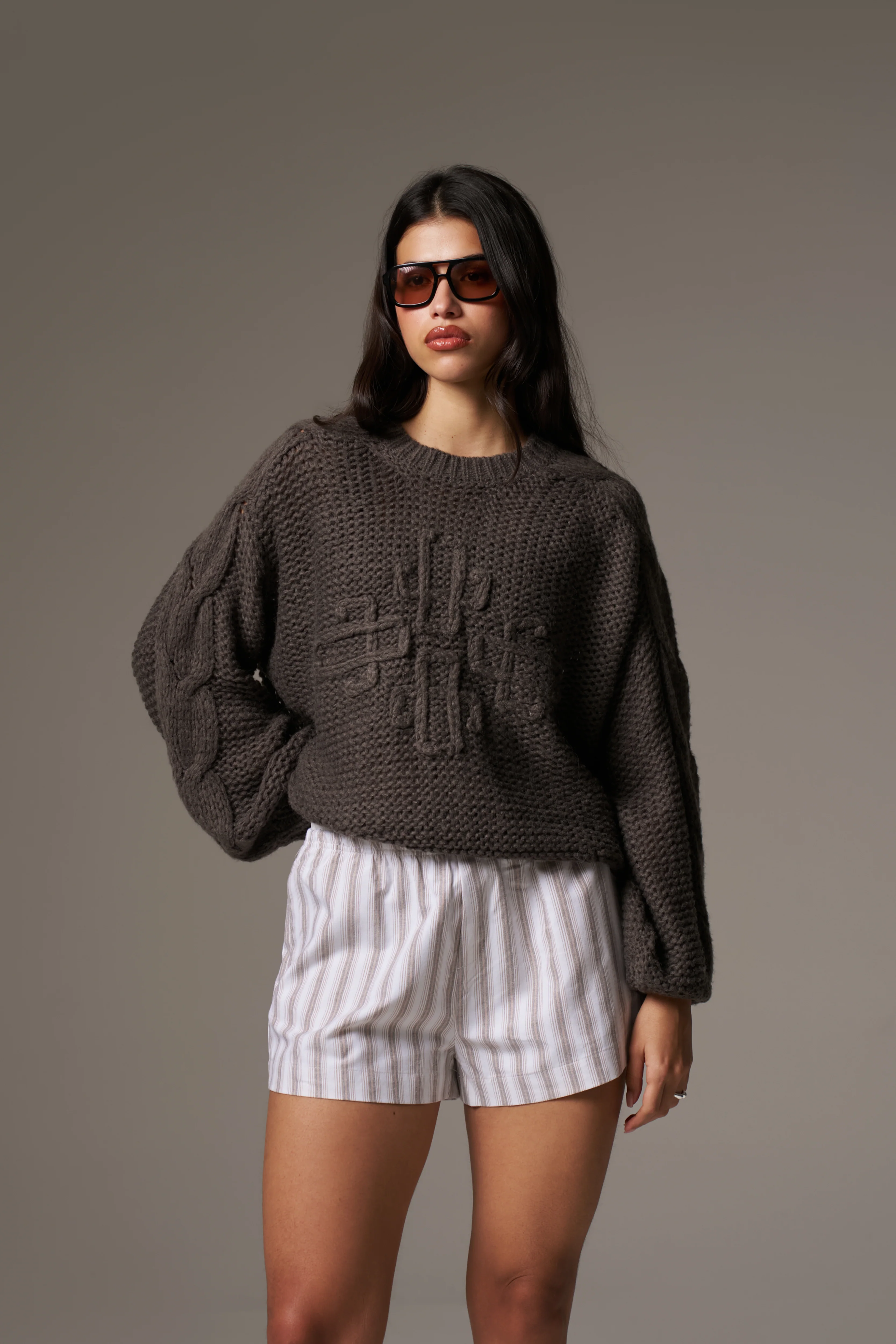 EMBLEM OVERSIZED KNIT JUMPER - COCOA
