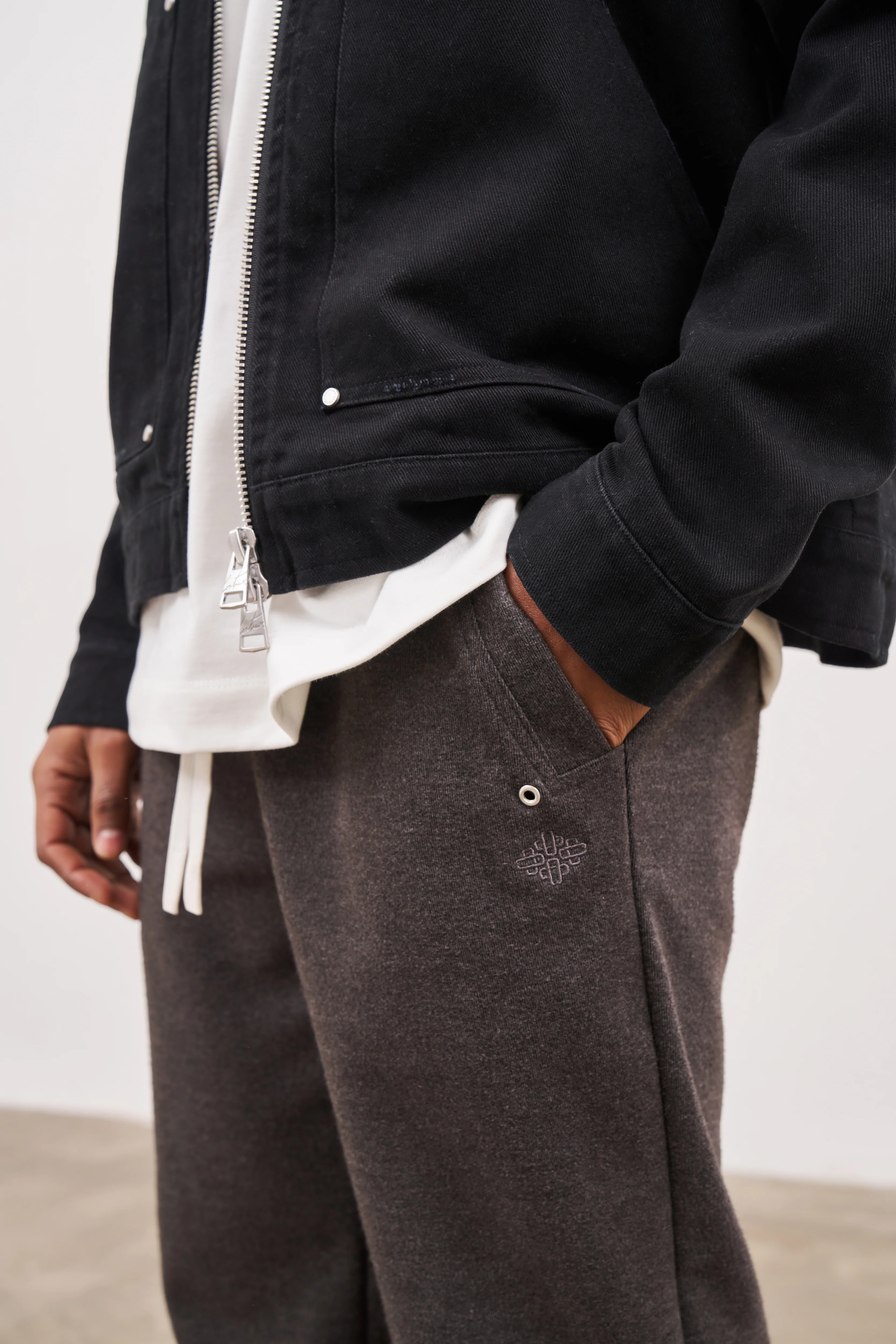 EYELET DETAIL STRAIGHT LEG JOGGER - CHARCOAL