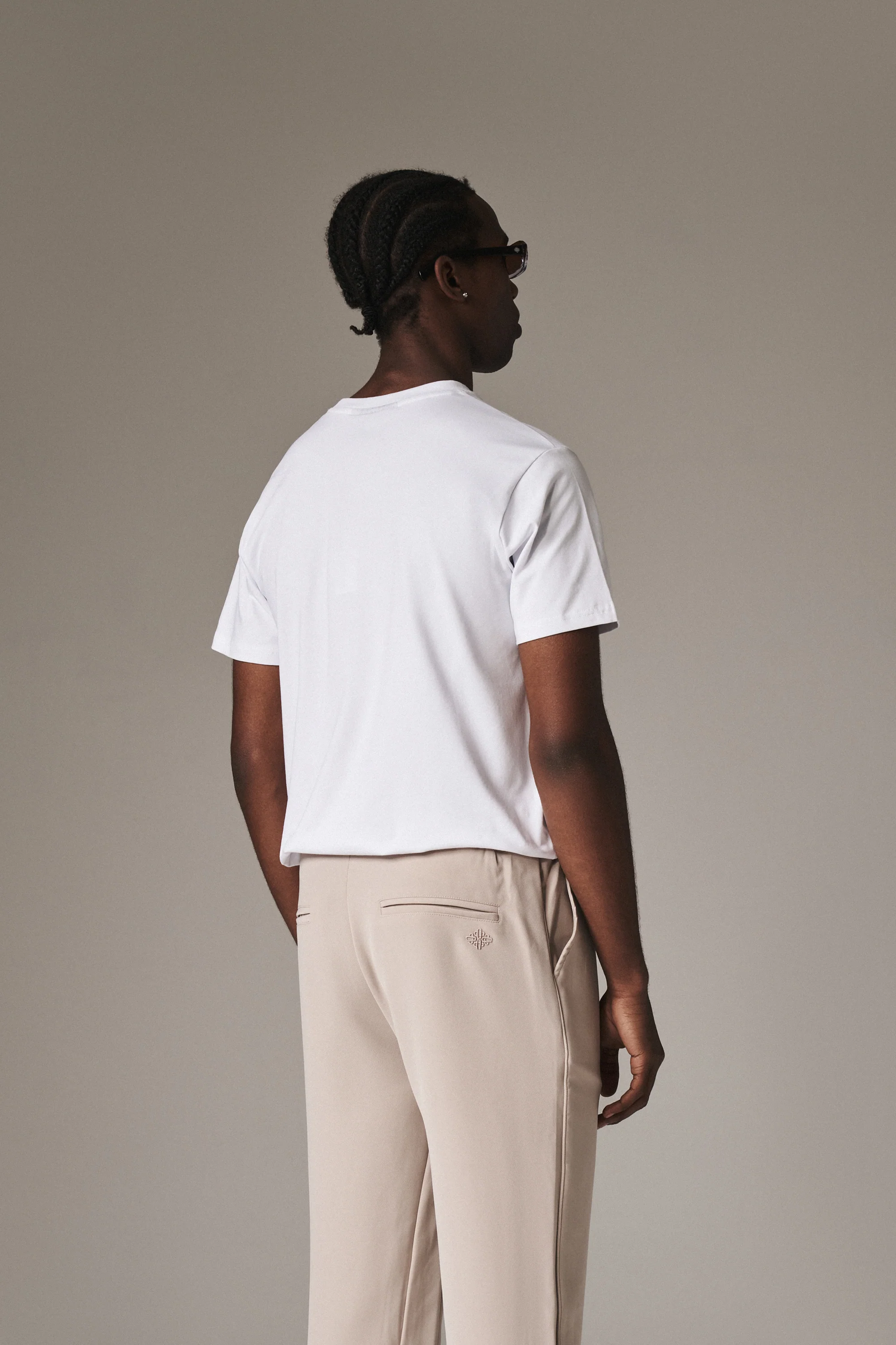 UNBRANDED SLIM T-SHIRT - WHITE