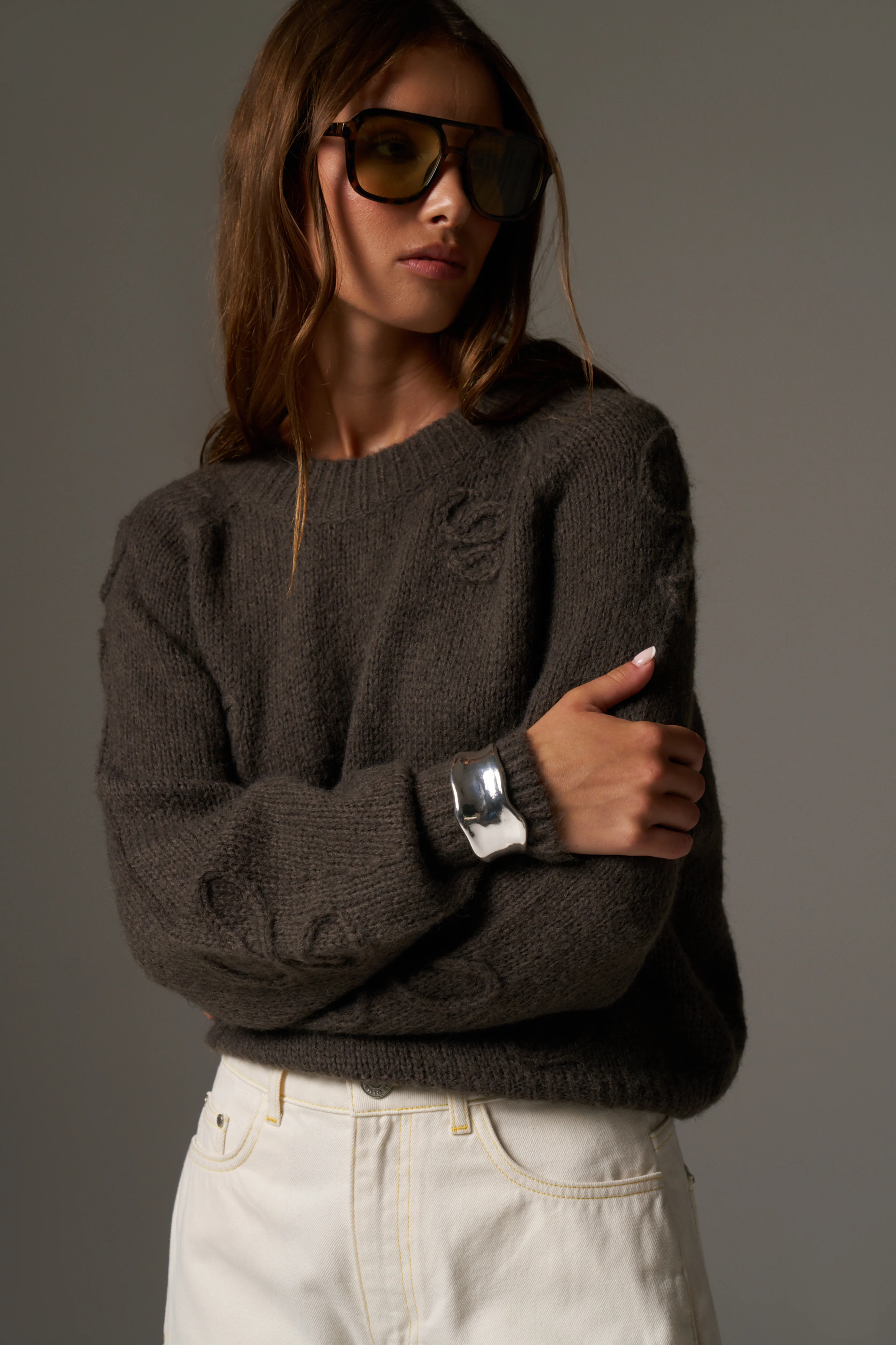 SCRIPT APPLIQUE OVERSIZED JUMPER - COCOA