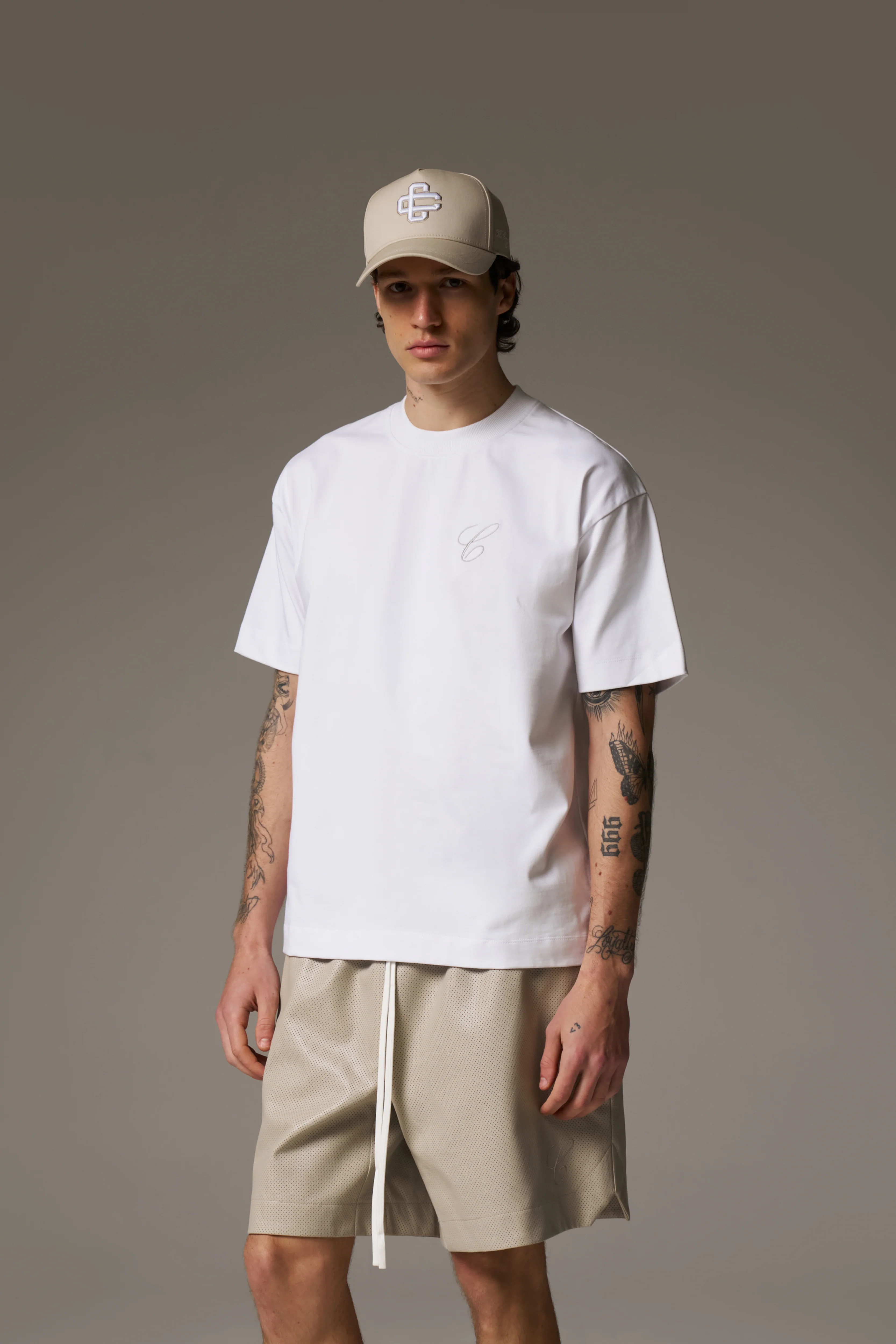SCRIPT EMBROIDERED T-SHIRT - WHITE