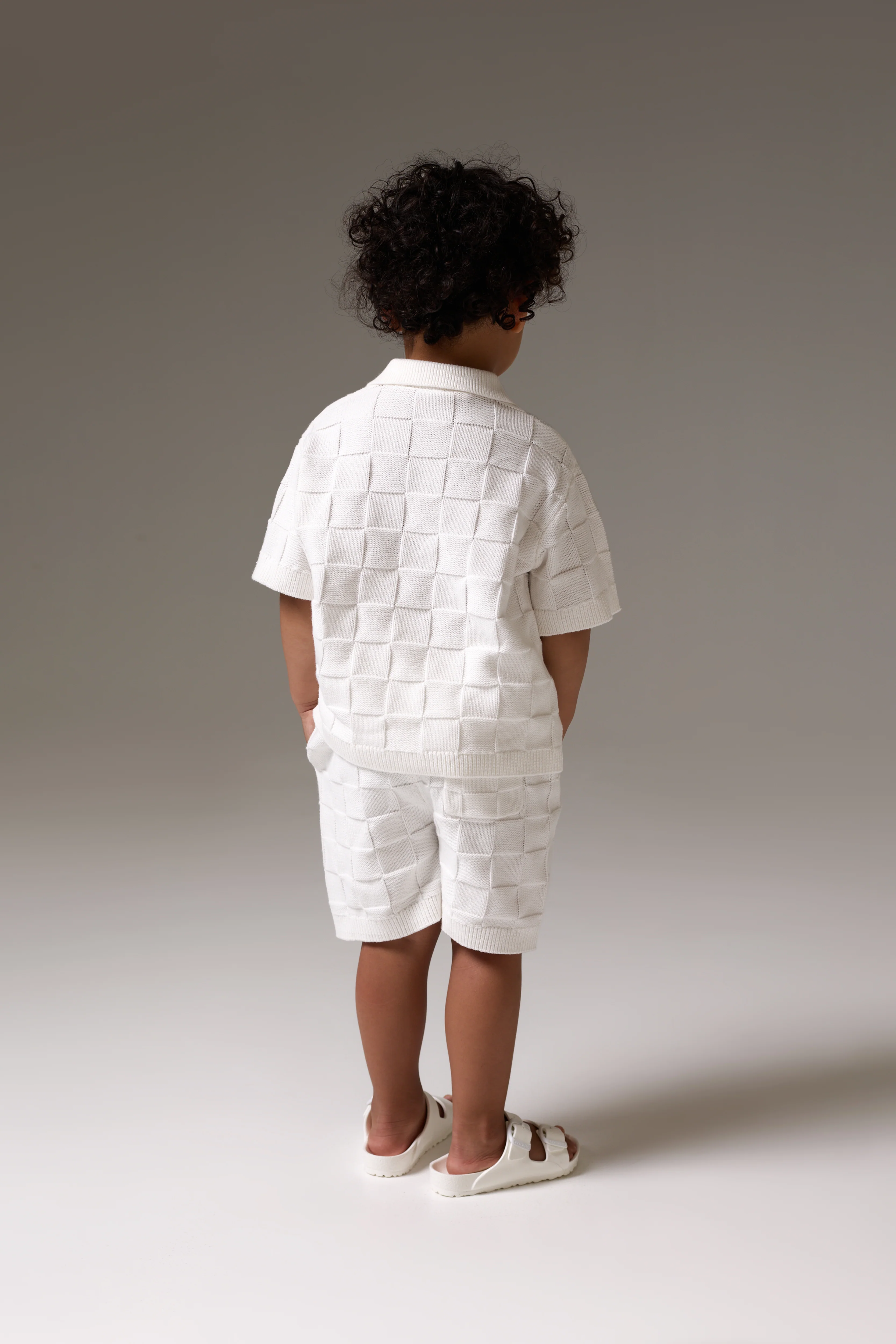 KIDS CHECKERBOARD KNITTED SHORT - OFF WHITE