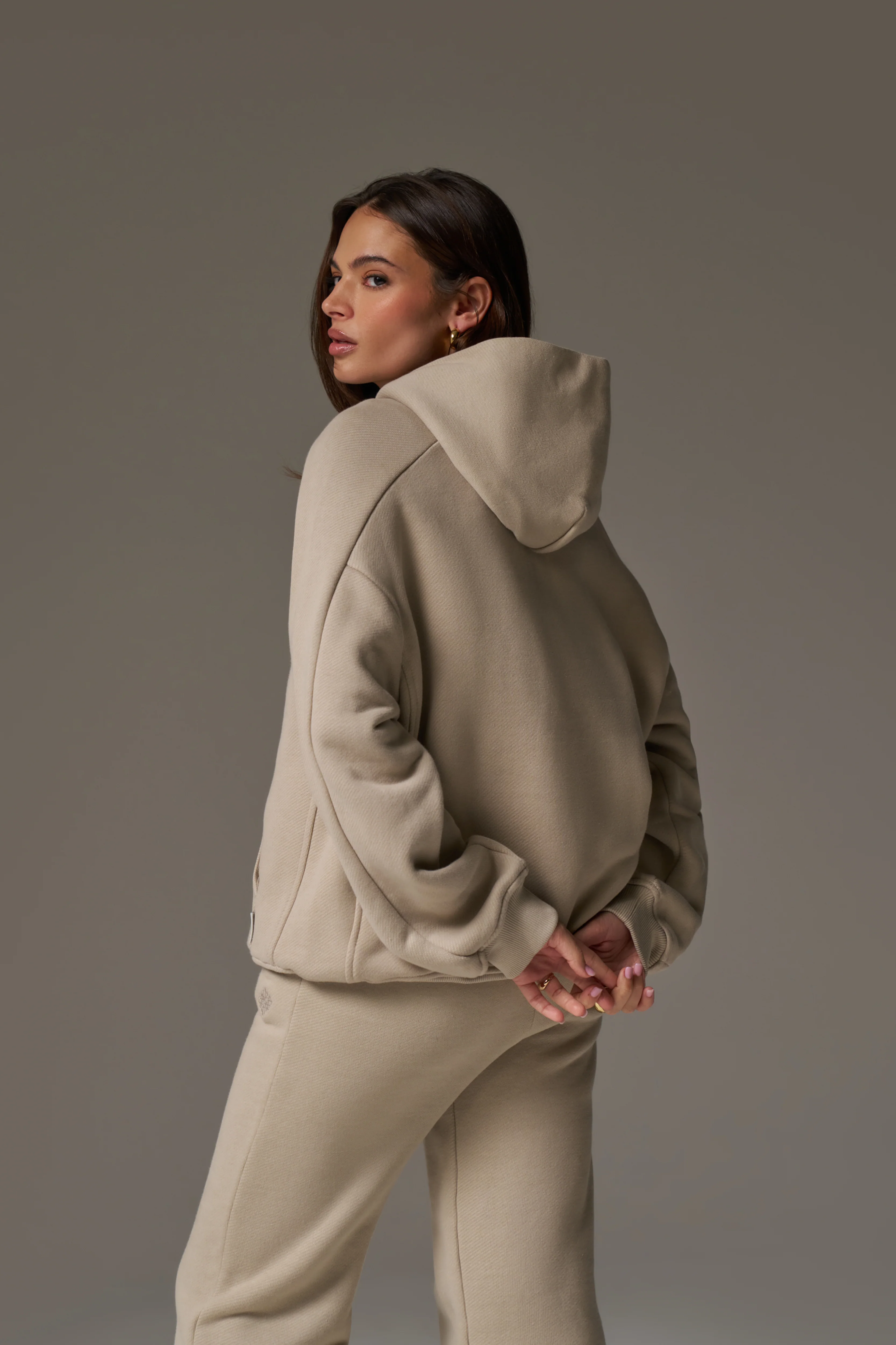 LAUNDERED CLASSICS SEAM DETAIL HOODIE - BEIGE