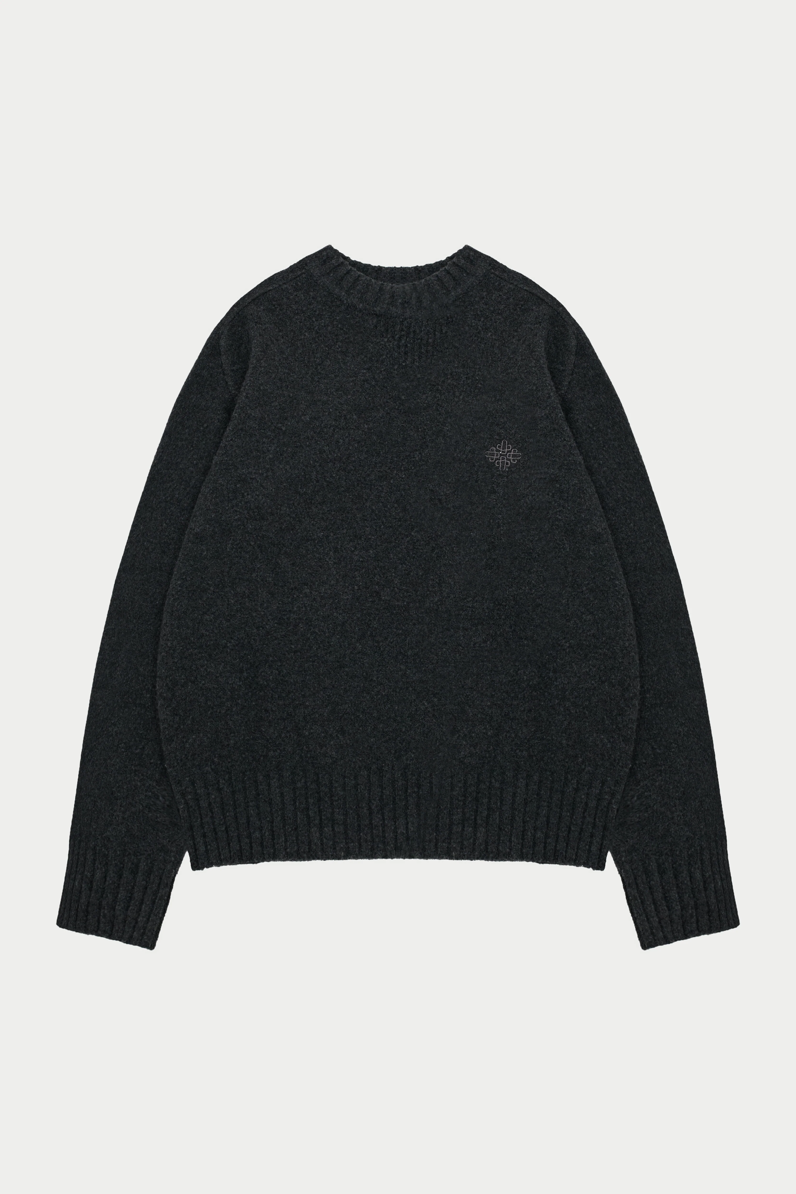 FLUFFY KNIT EMBLEM EMBROIDERED CREW - CHARCOAL