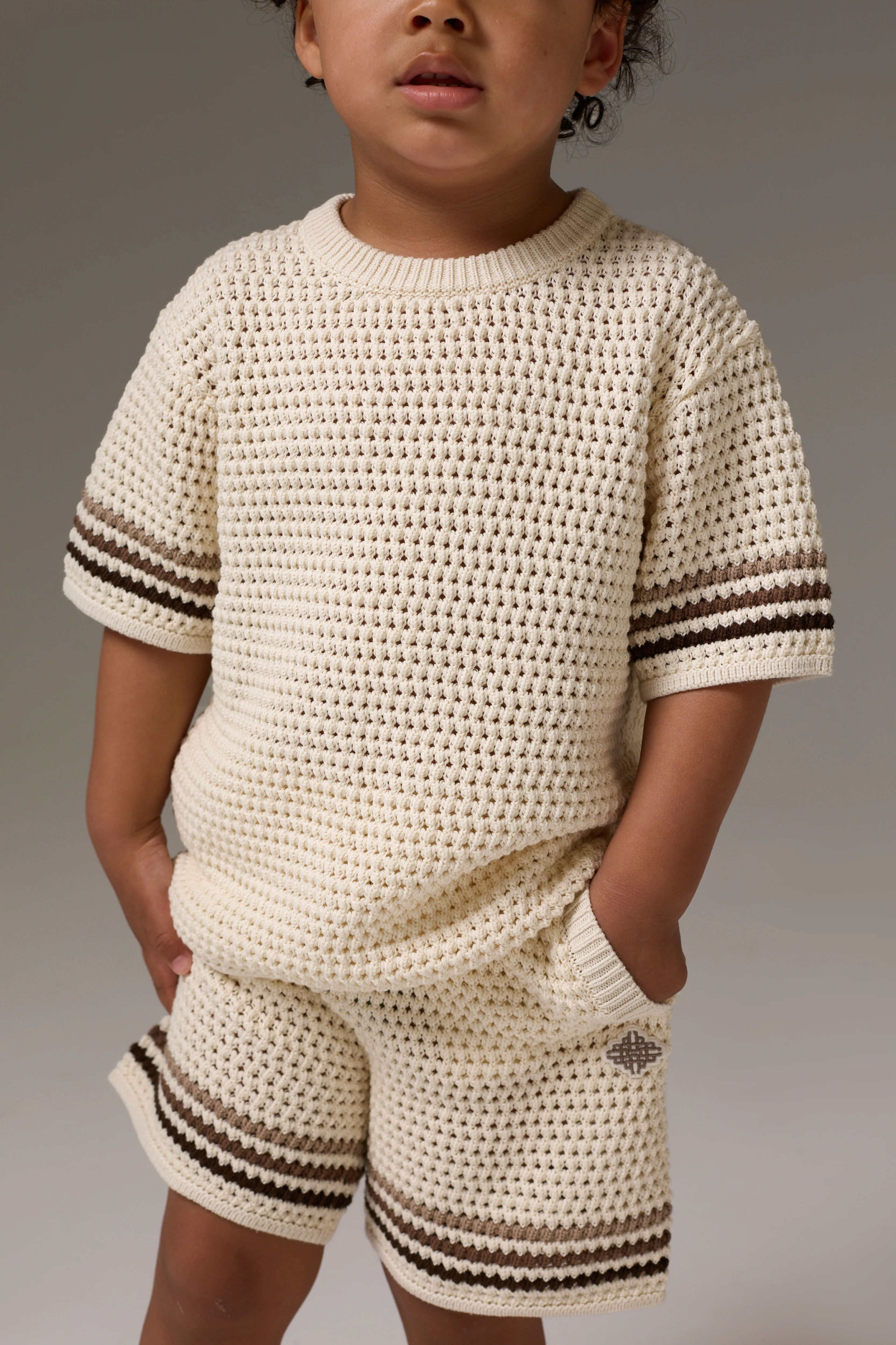 KIDS STRIPE CROCHET KNIT SHORTS - OFF WHITE